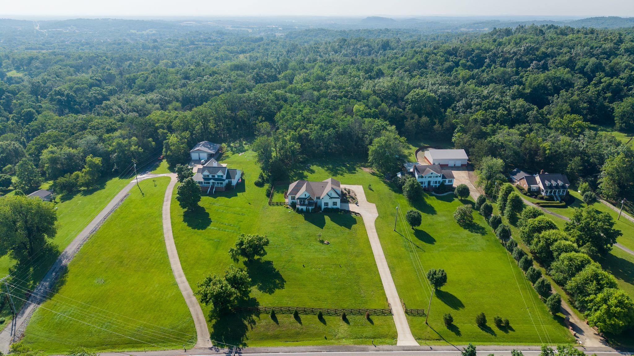 2591 Long Hollow Pike, Hendersonville, TN 37075