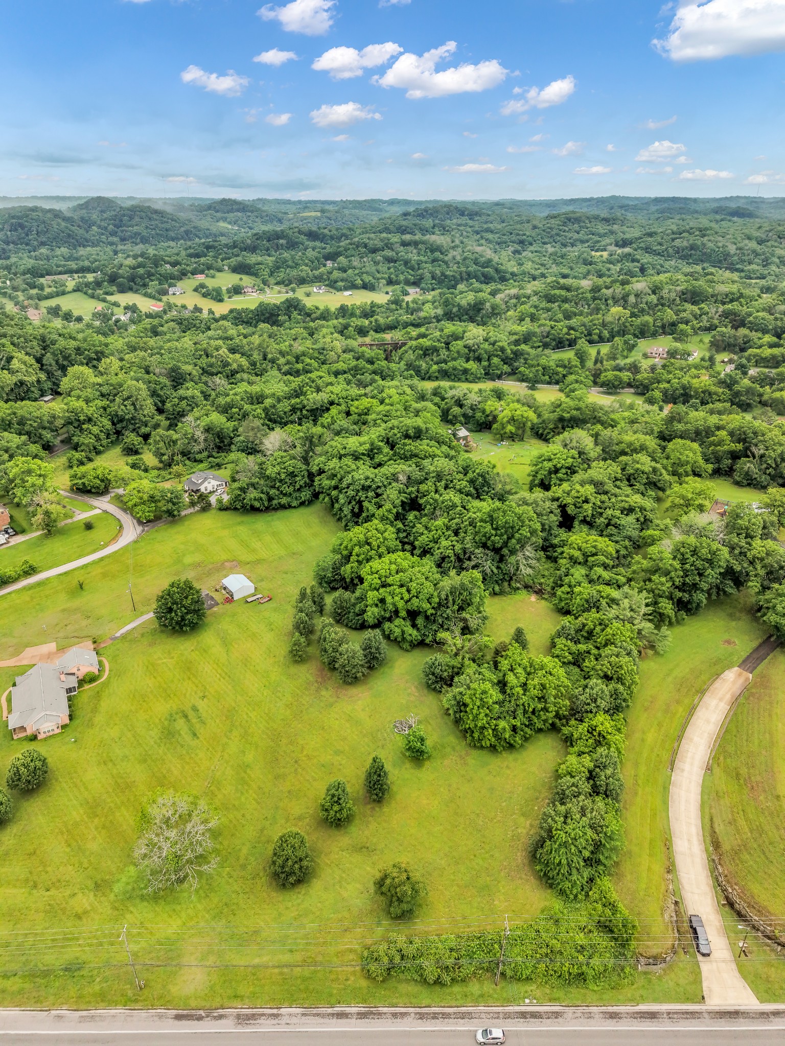 1725 Williamson Rd, Goodlettsville, TN 37072