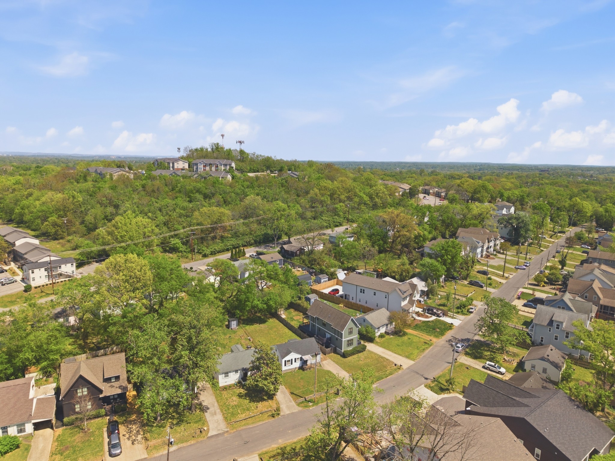 65 Creighton Ave, Nashville, TN 37206