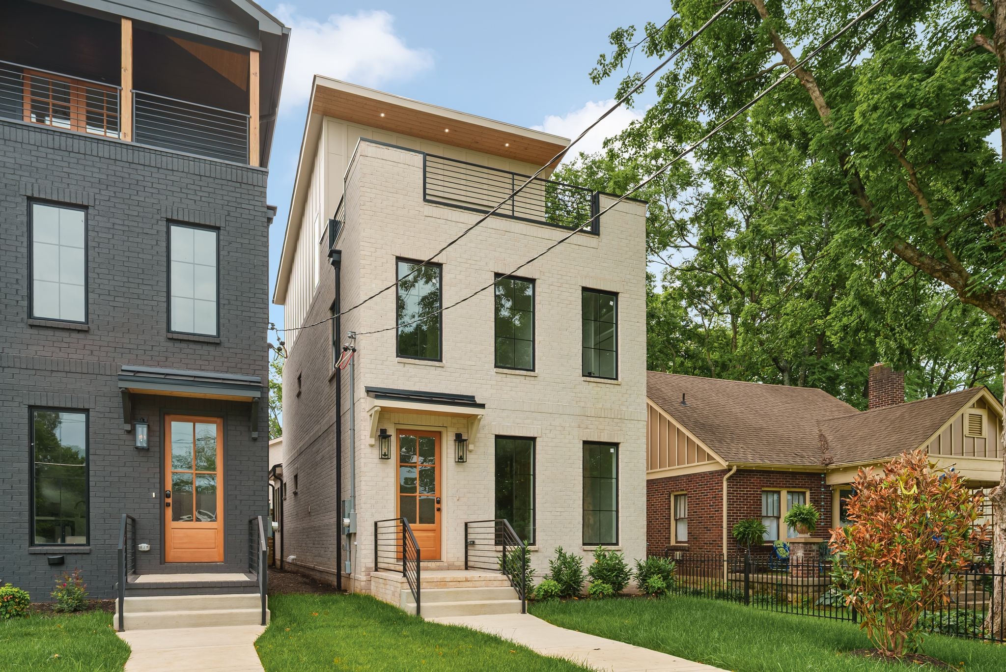 1347 Pennock Ave, Nashville, TN 37207