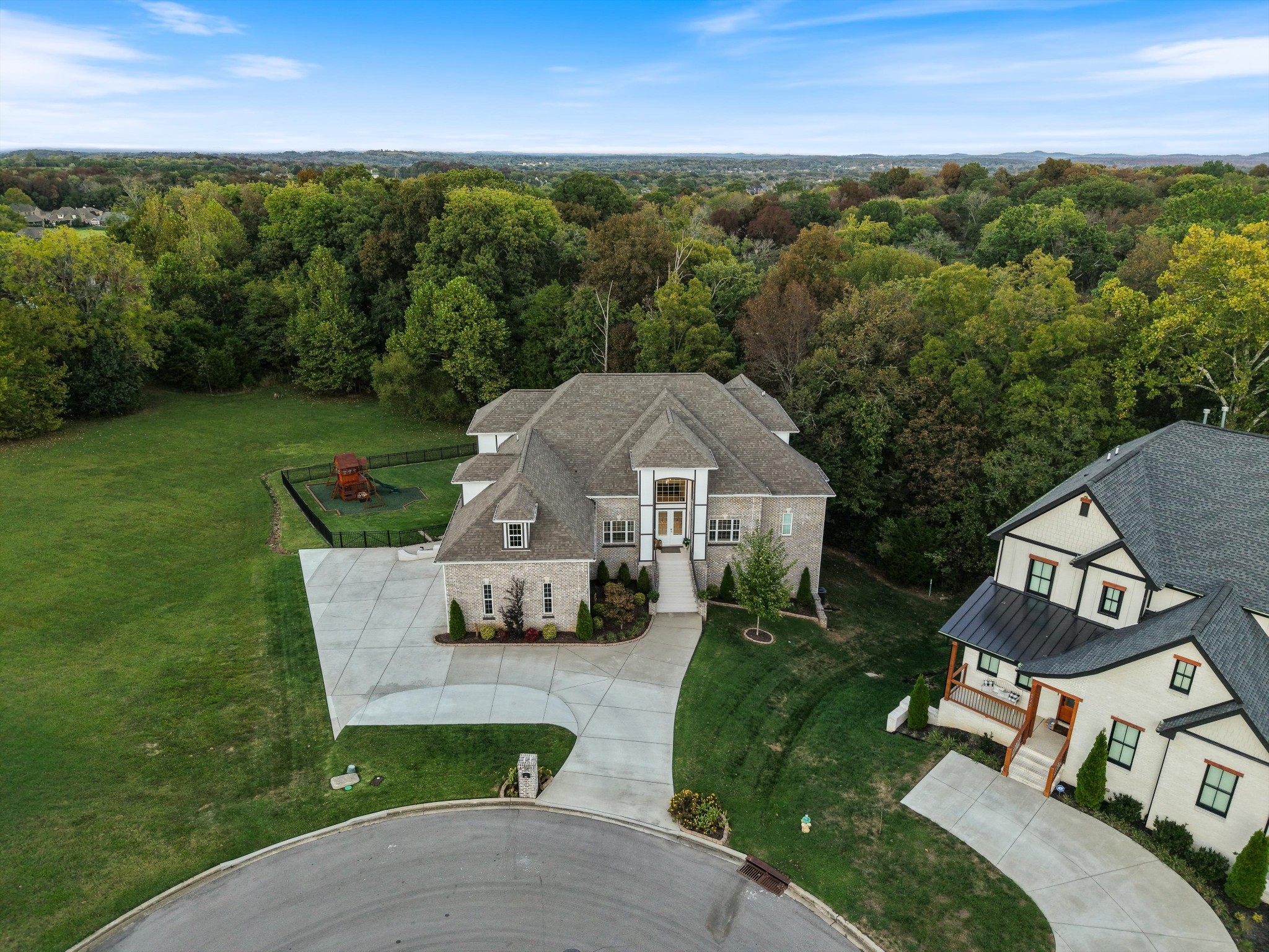 123 Chesapeake Ct, Lebanon, TN 37087