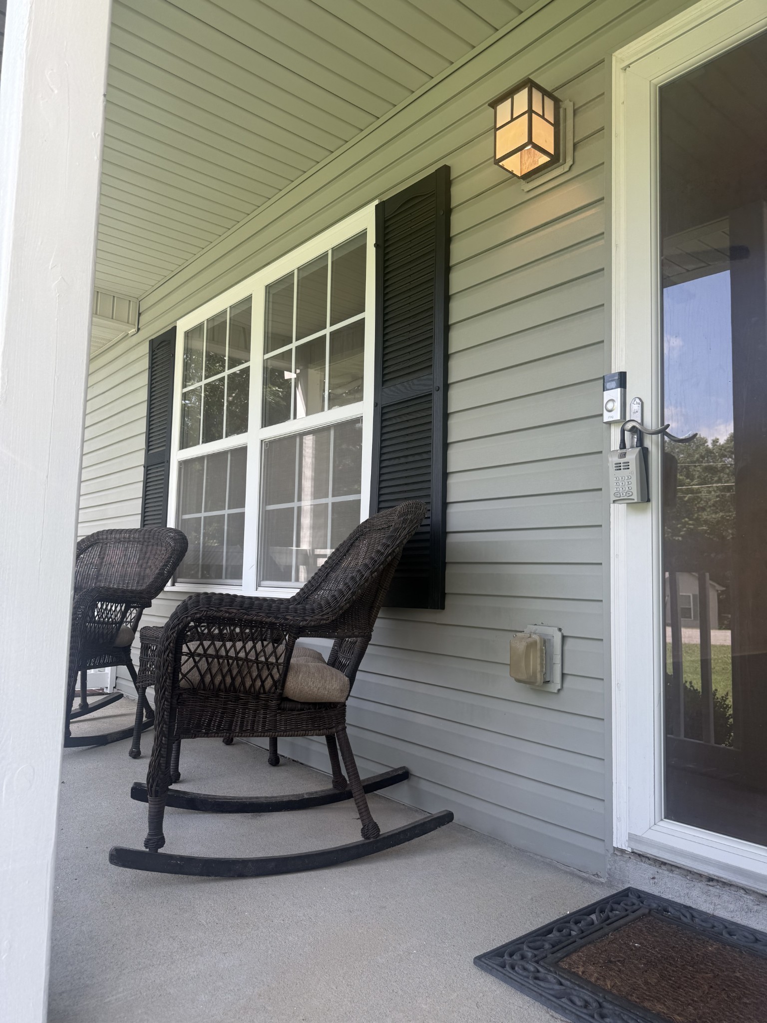 504 Hunter Ct, White Bluff, TN 37187