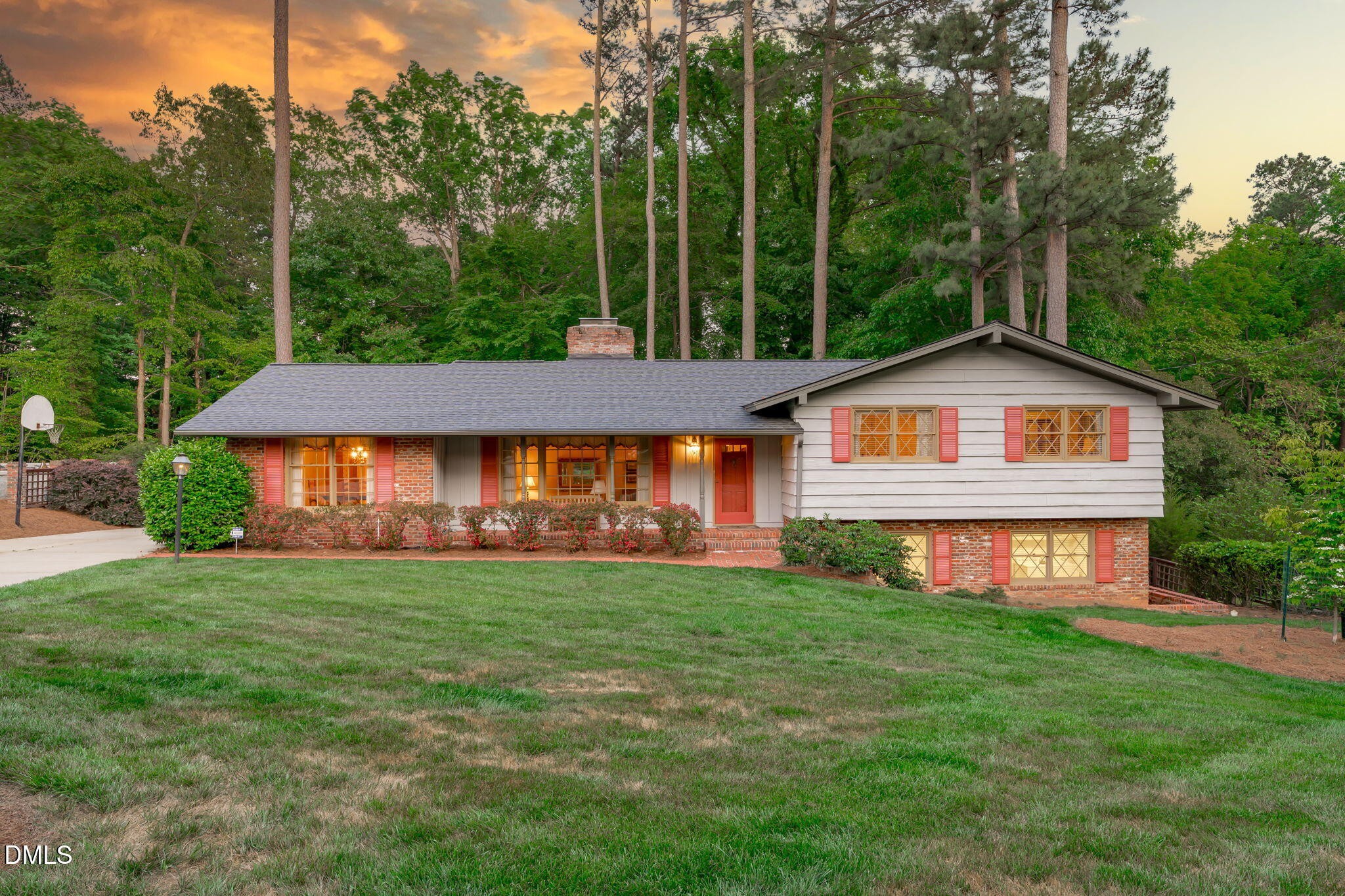 1205 Kimberly Dr, Raleigh, NC 27609