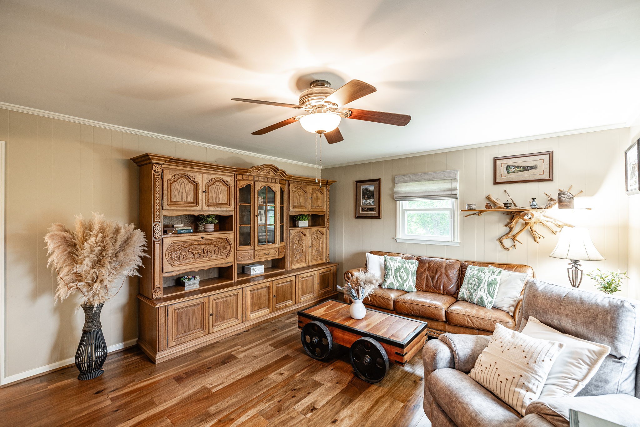 160 Blackey Bandy Rd, Bethpage, TN 37022