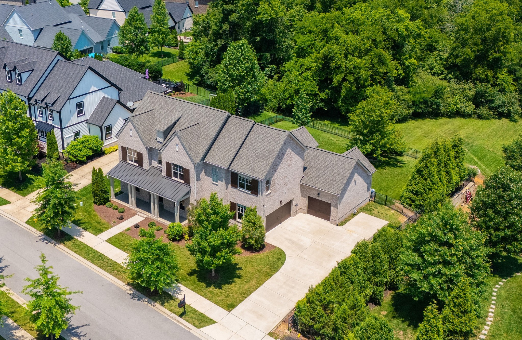 513 Central Dr, Franklin, TN 37064