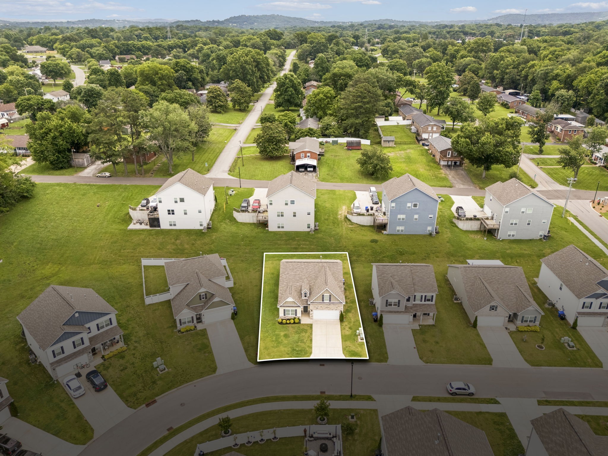 536 Morgan Meadows Way, Columbia, TN 38401