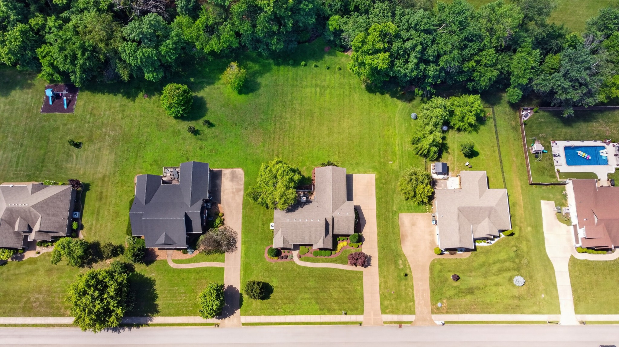 110 Bloomsbury Dr, Portland, TN 37148