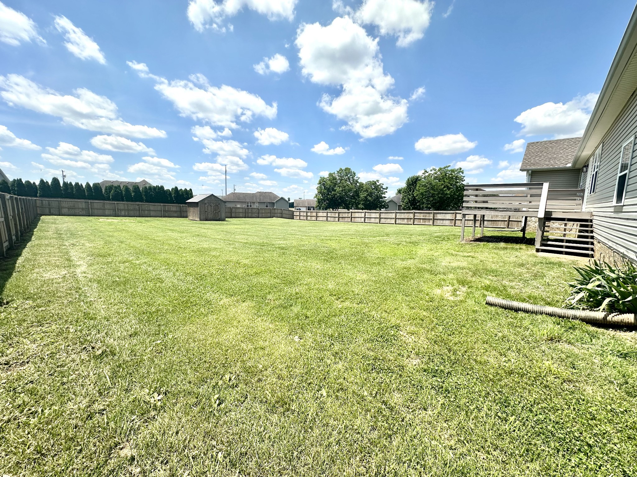 204 Middle Dayle Dr, Portland, TN 37148