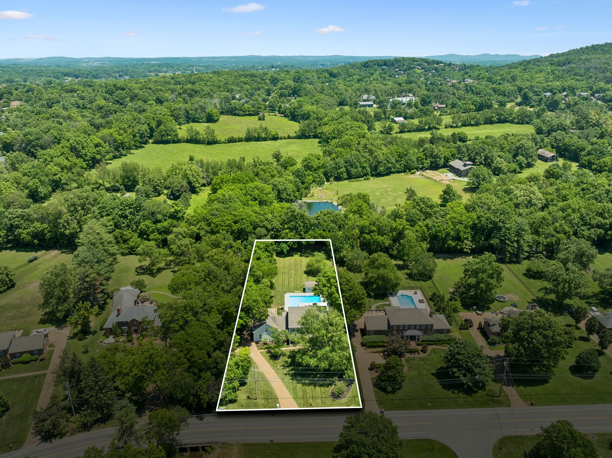 1400 Arrowhead Dr, Brentwood, TN 37027
