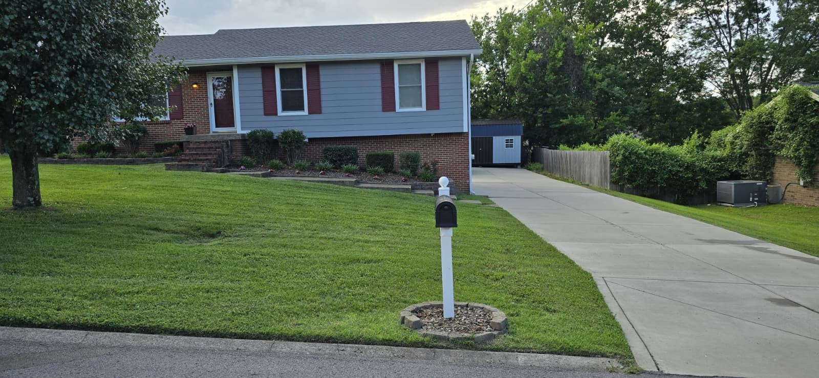 113 Overlook Dr, Hendersonville, TN 37075