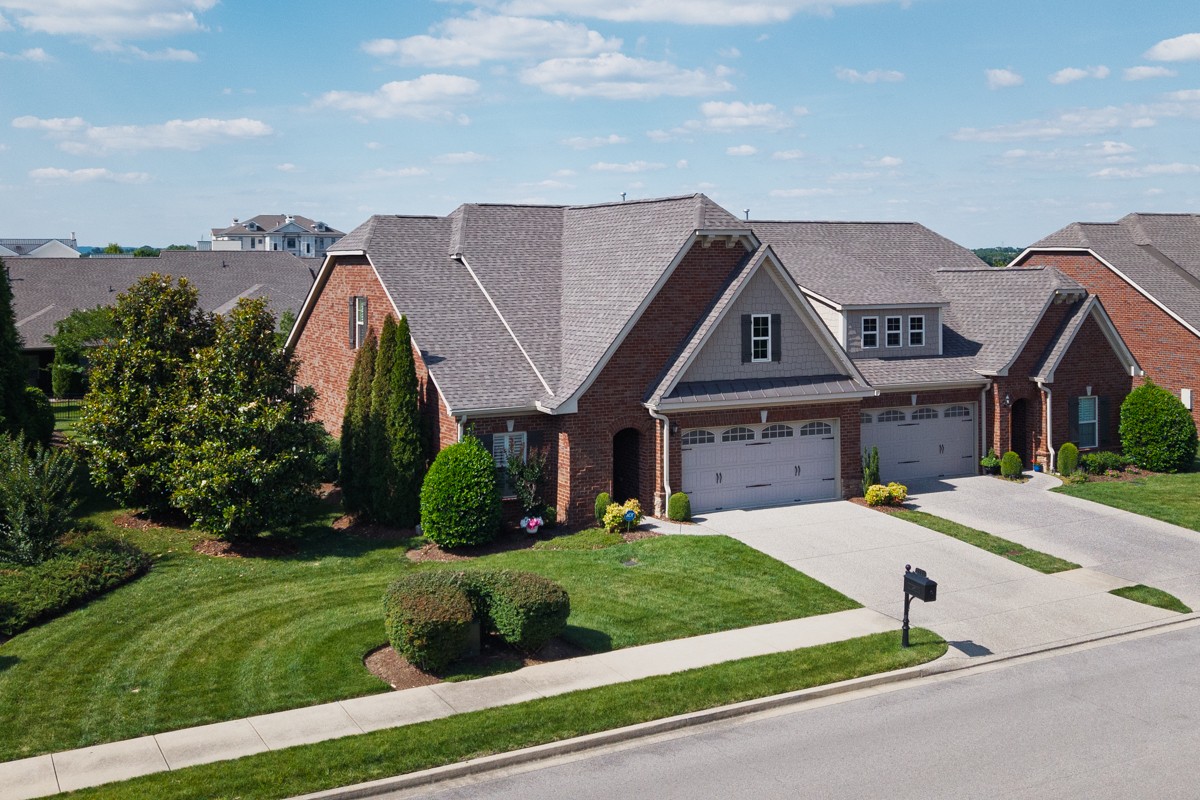 2124 Albatross Way, Gallatin, TN 37066