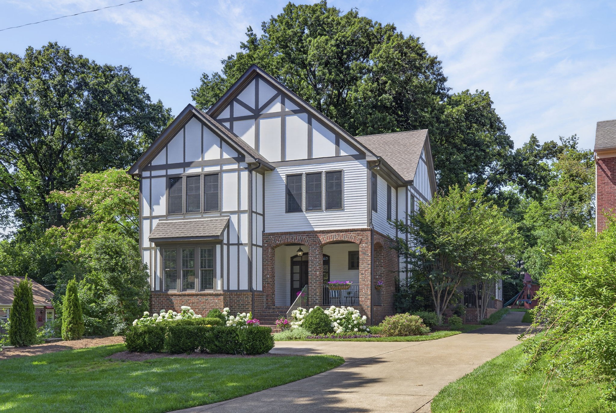 3626 Saratoga Dr, Nashville, TN 37205