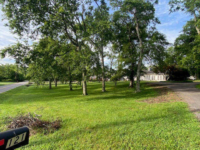 121 Vaughns Gap Rd, Nashville, TN 37205