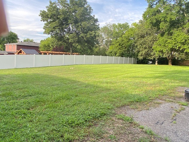 121 Vaughns Gap Rd, Nashville, TN 37205