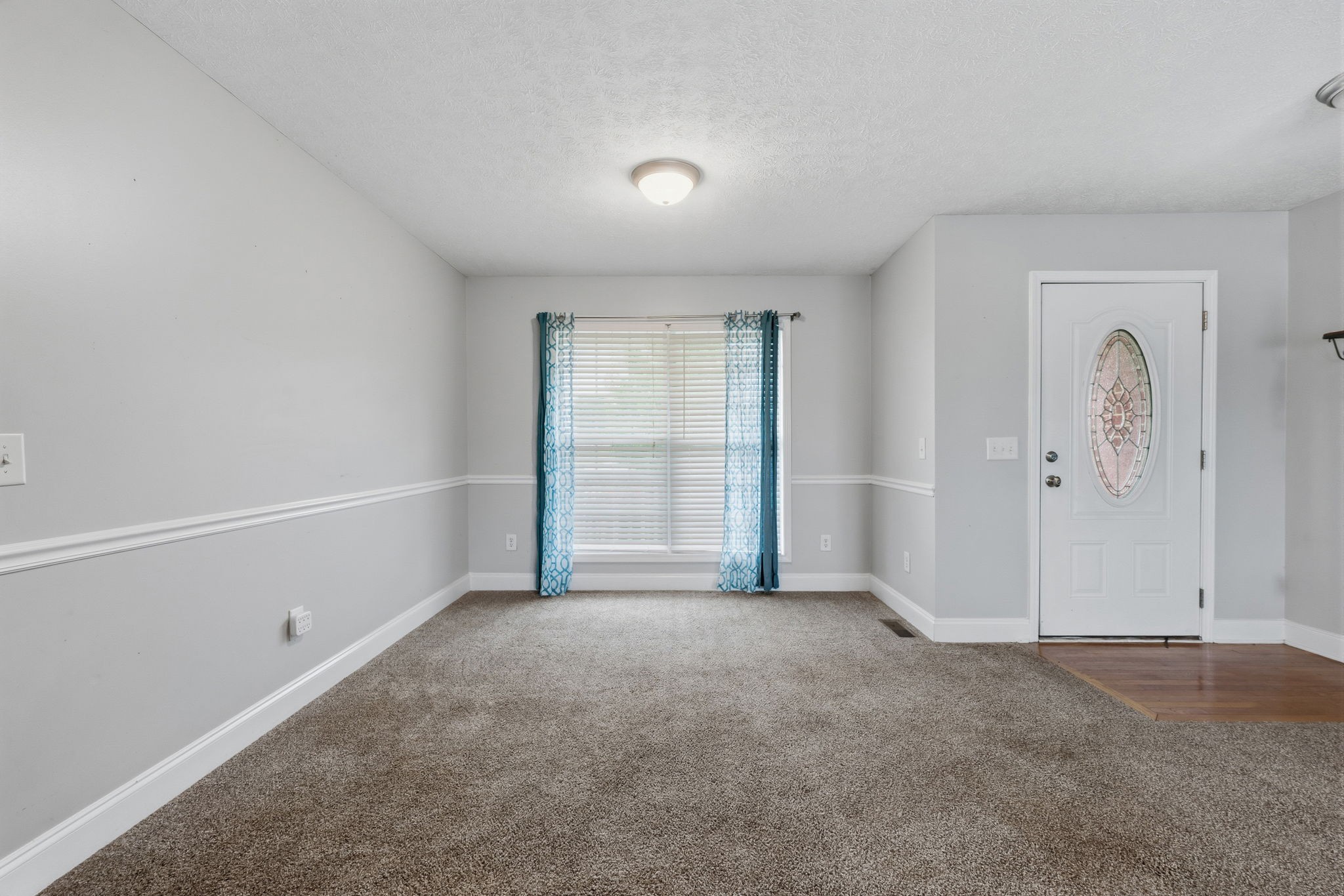 734 Lear Rd, Portland, TN 37148