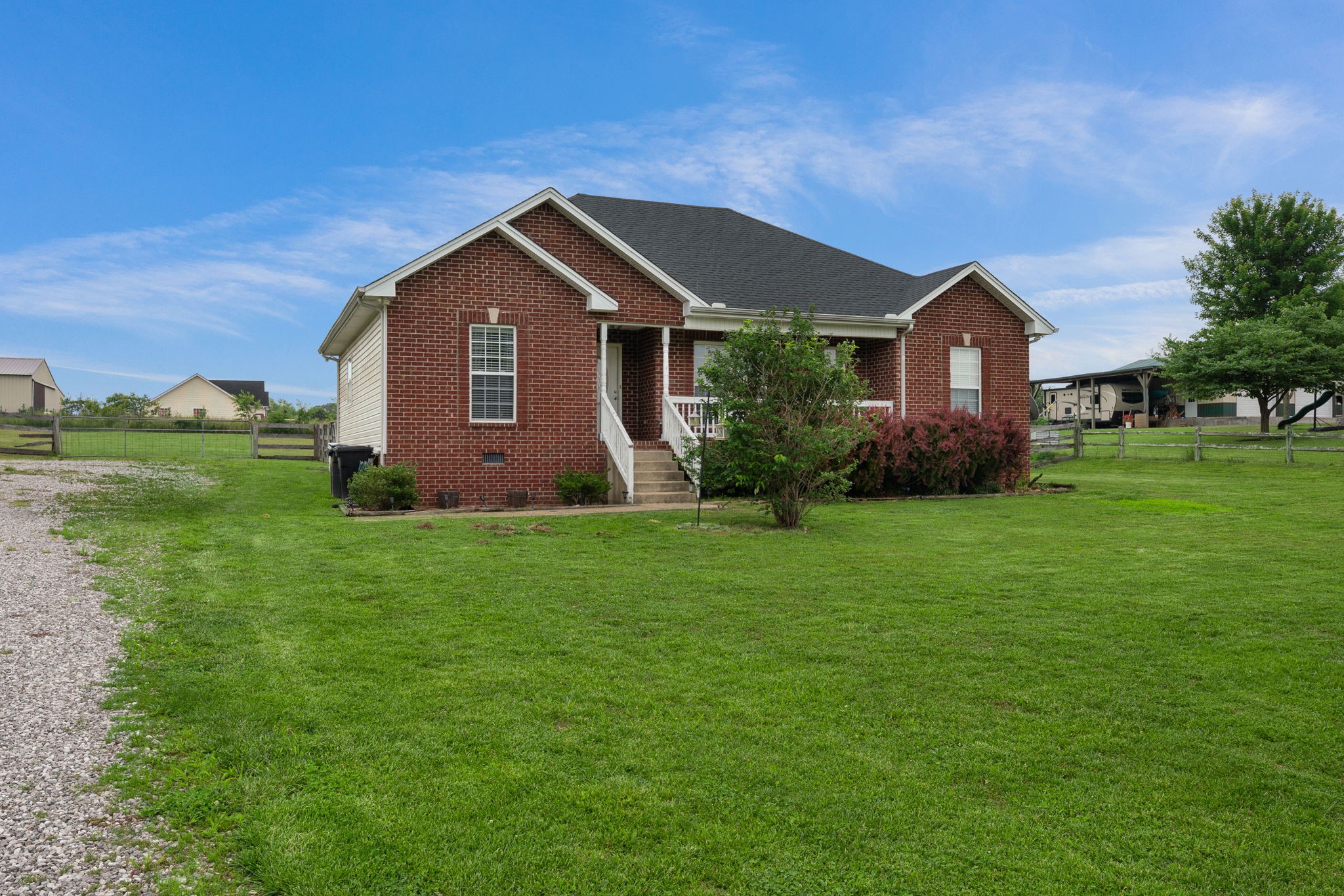 734 Lear Rd, Portland, TN 37148