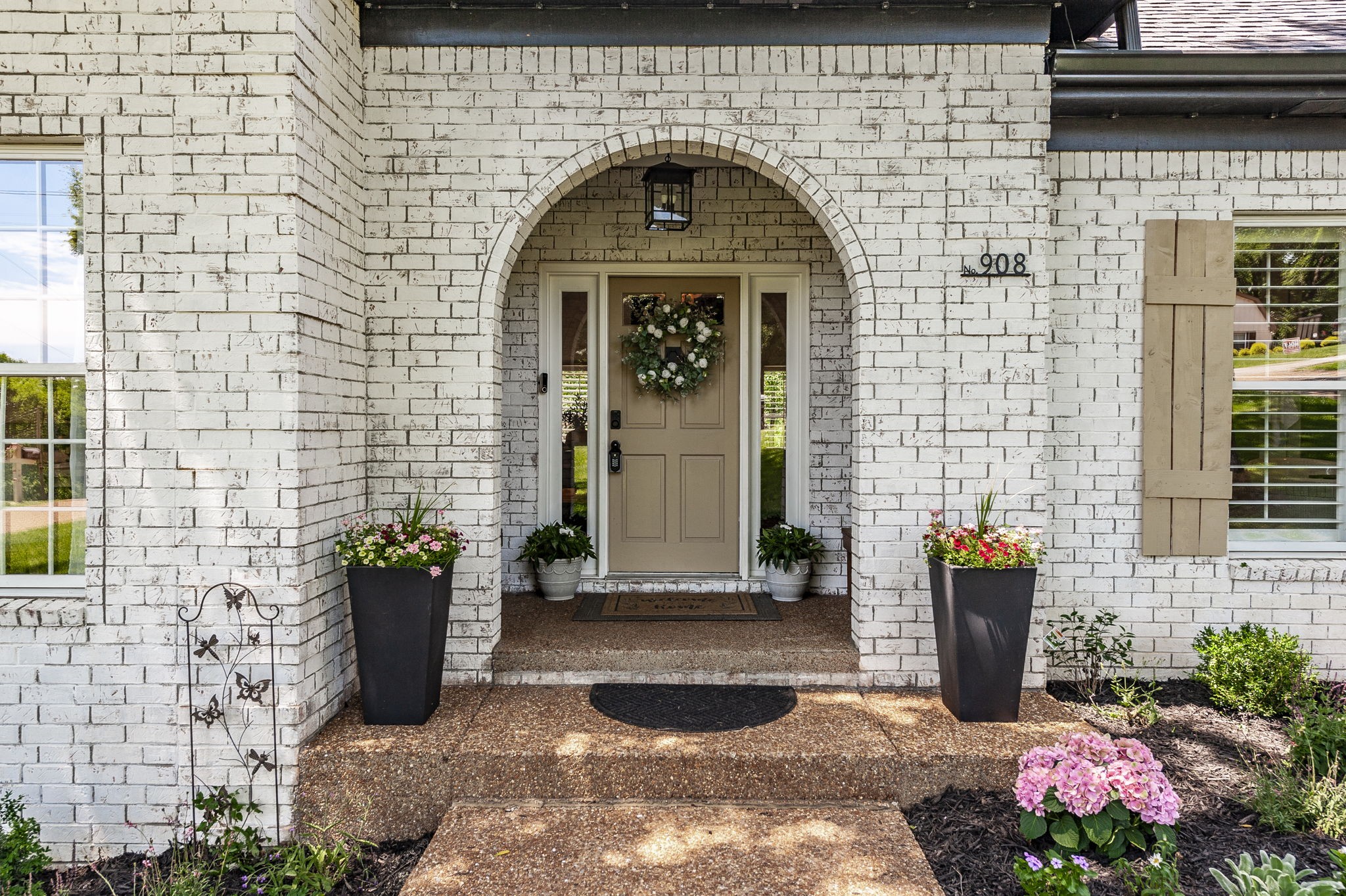 908 E Cynthia Trl, Goodlettsville, TN 37072