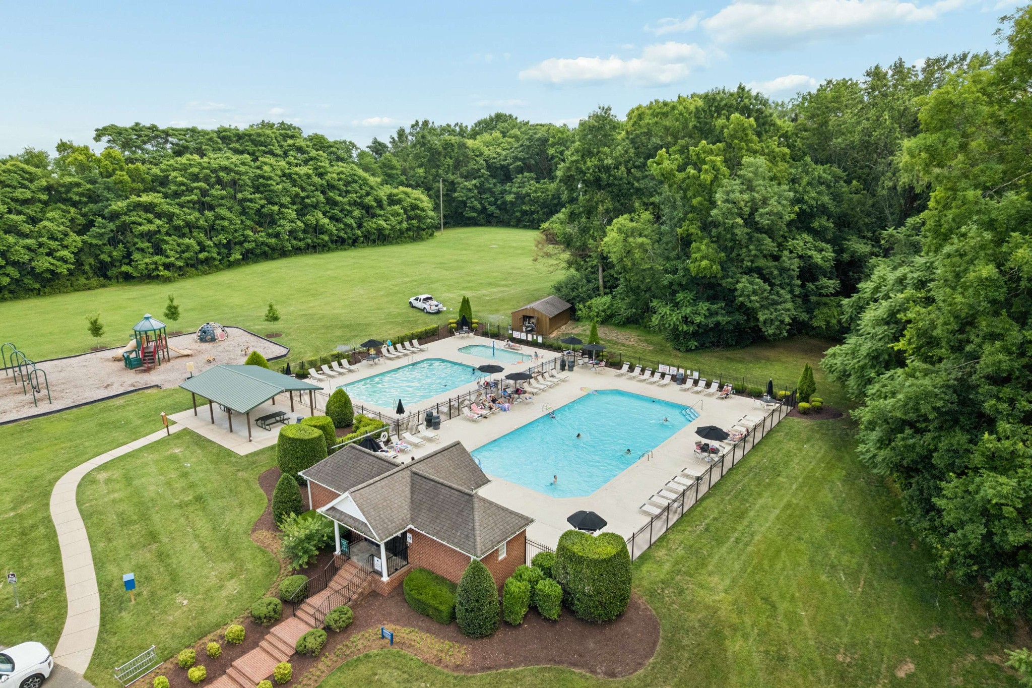 330 Shadow Creek Dr, Brentwood, TN 37027