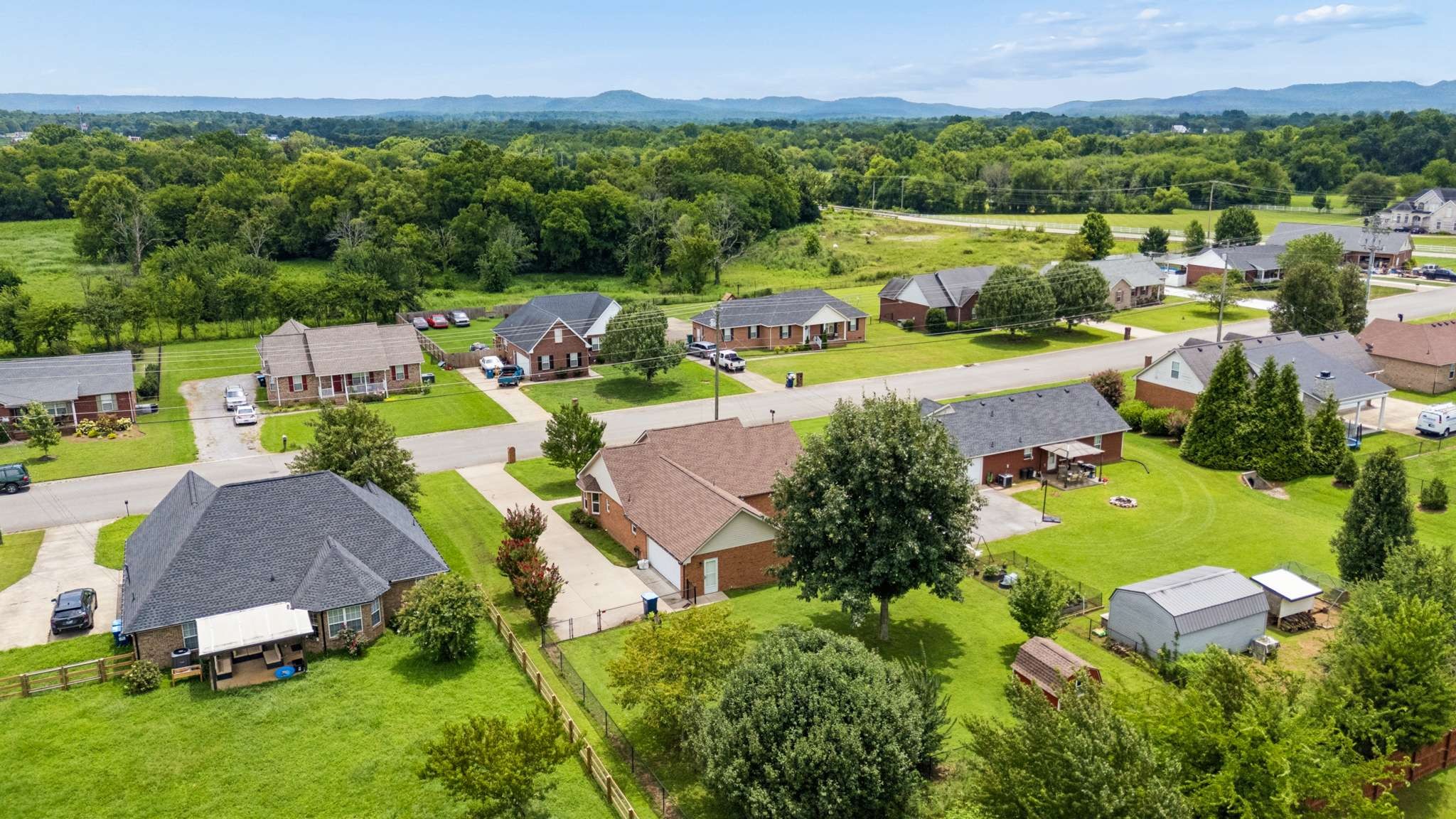 1027 Auldridge Dr, Christiana, TN 37037