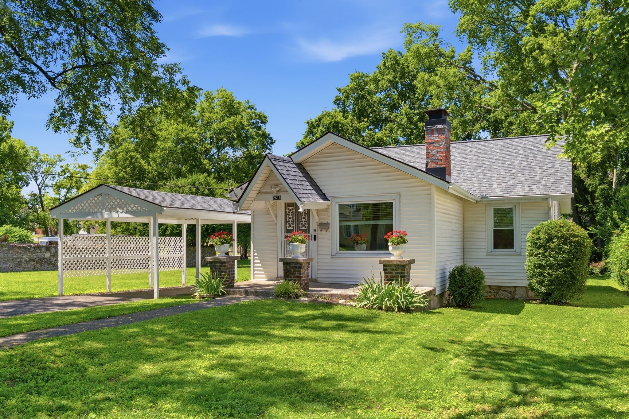 2616 Scovel St, Nashville, TN 37208