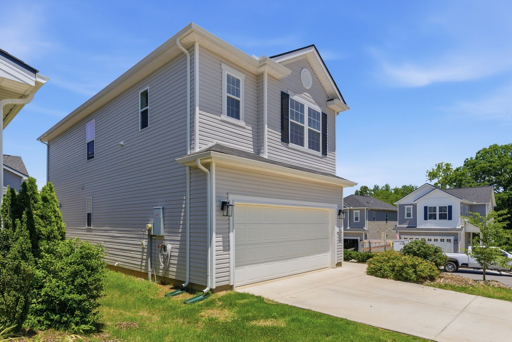 106 Timber Crest Trl, White Bluff, TN 37187