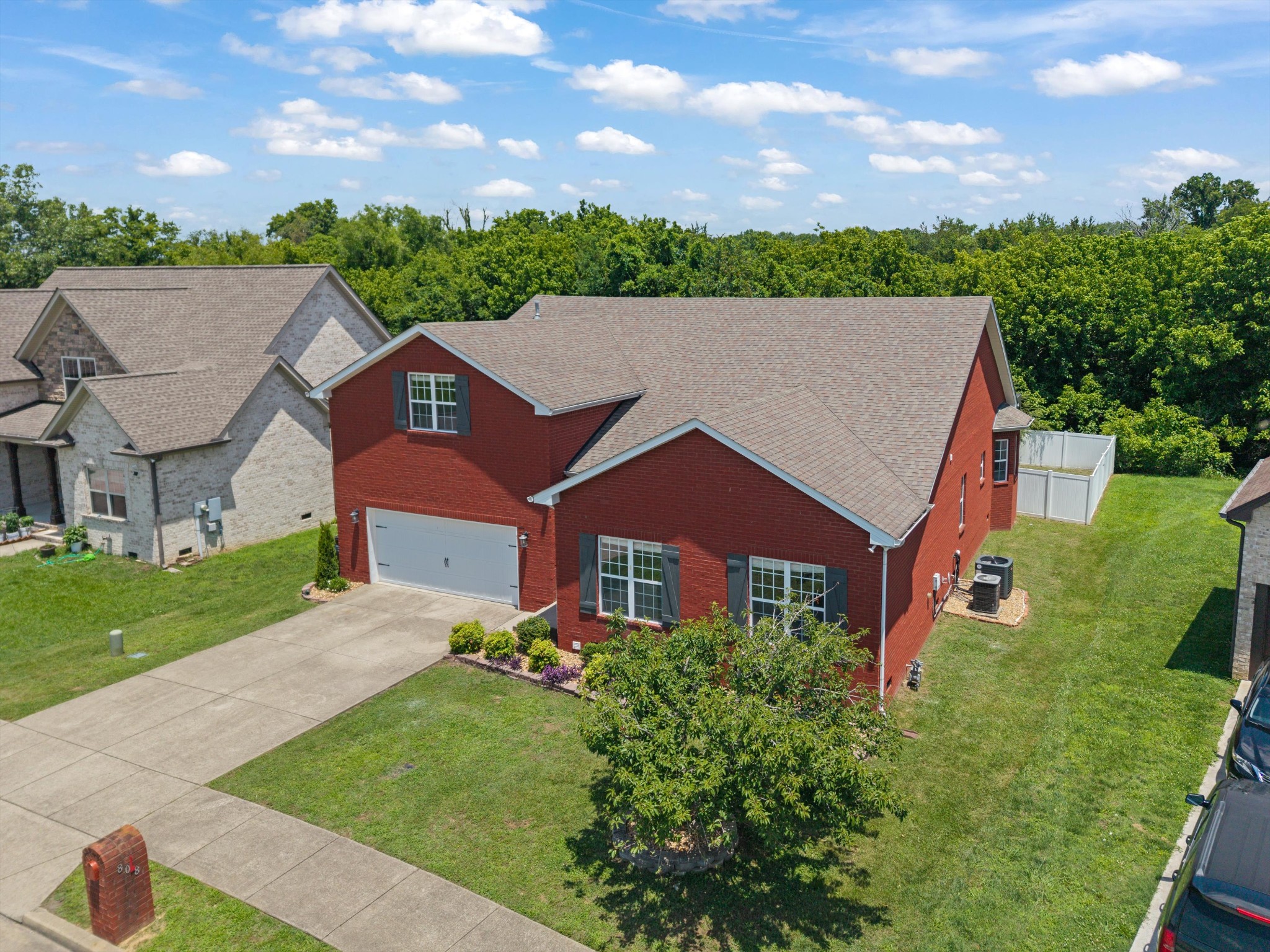 808 Northstar Ct, Old Hickory, TN 37138