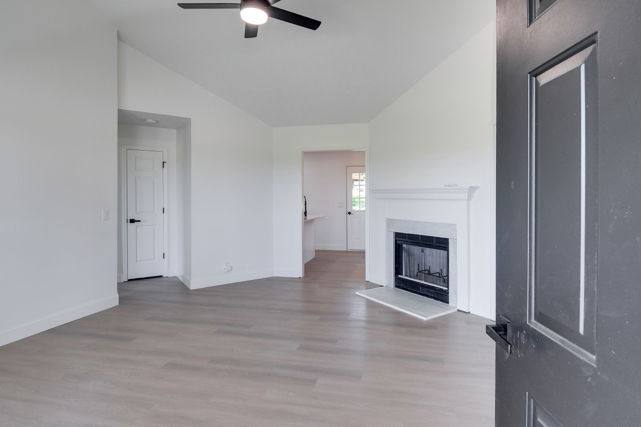 870 Reeves Rd, Antioch, TN 37013