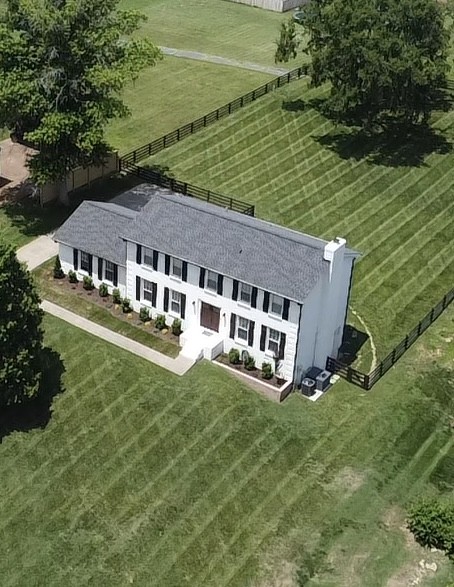 676 Northridge Dr, Gallatin, TN 37066