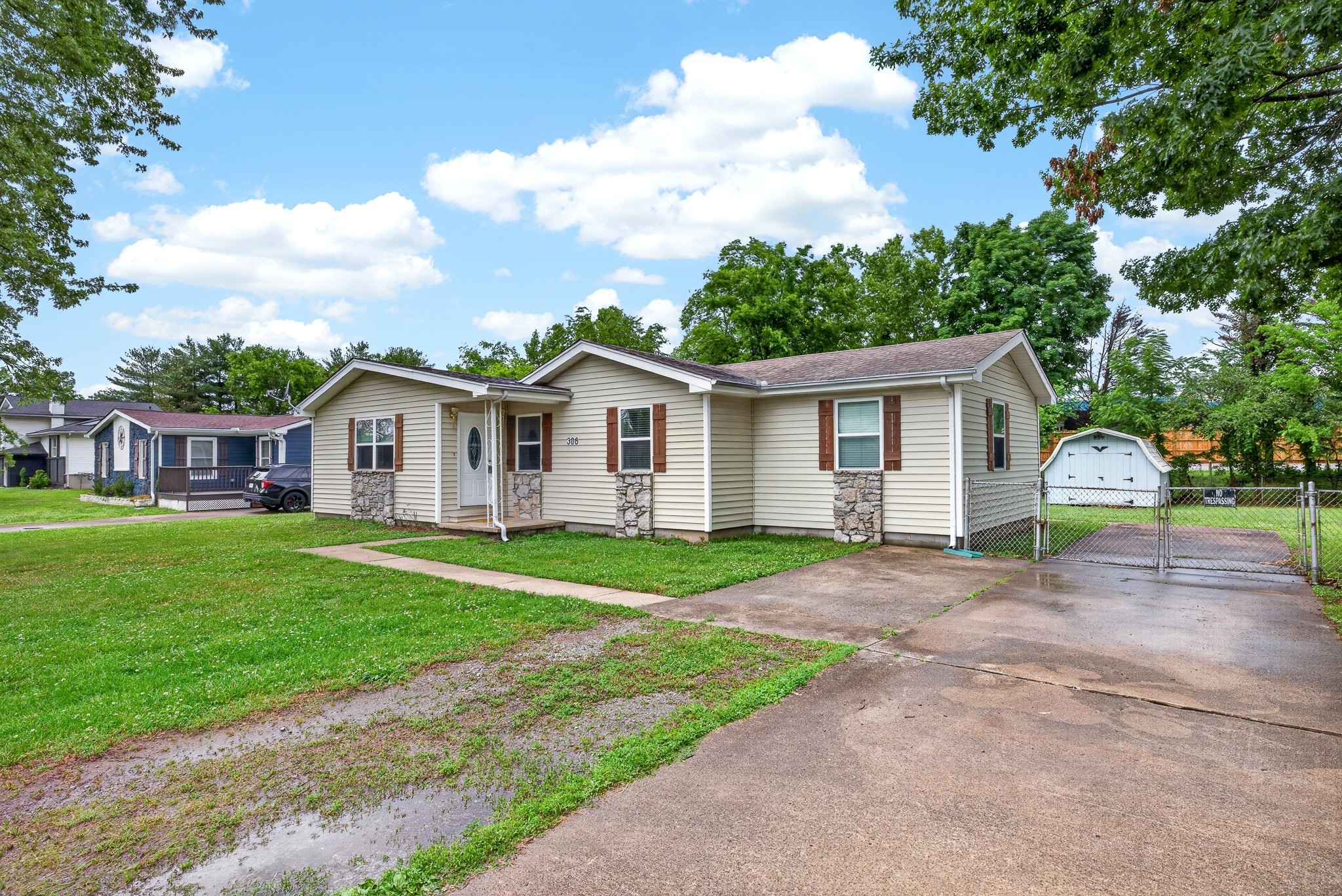 306 Belinda Pkwy, Mount Juliet, TN 37122