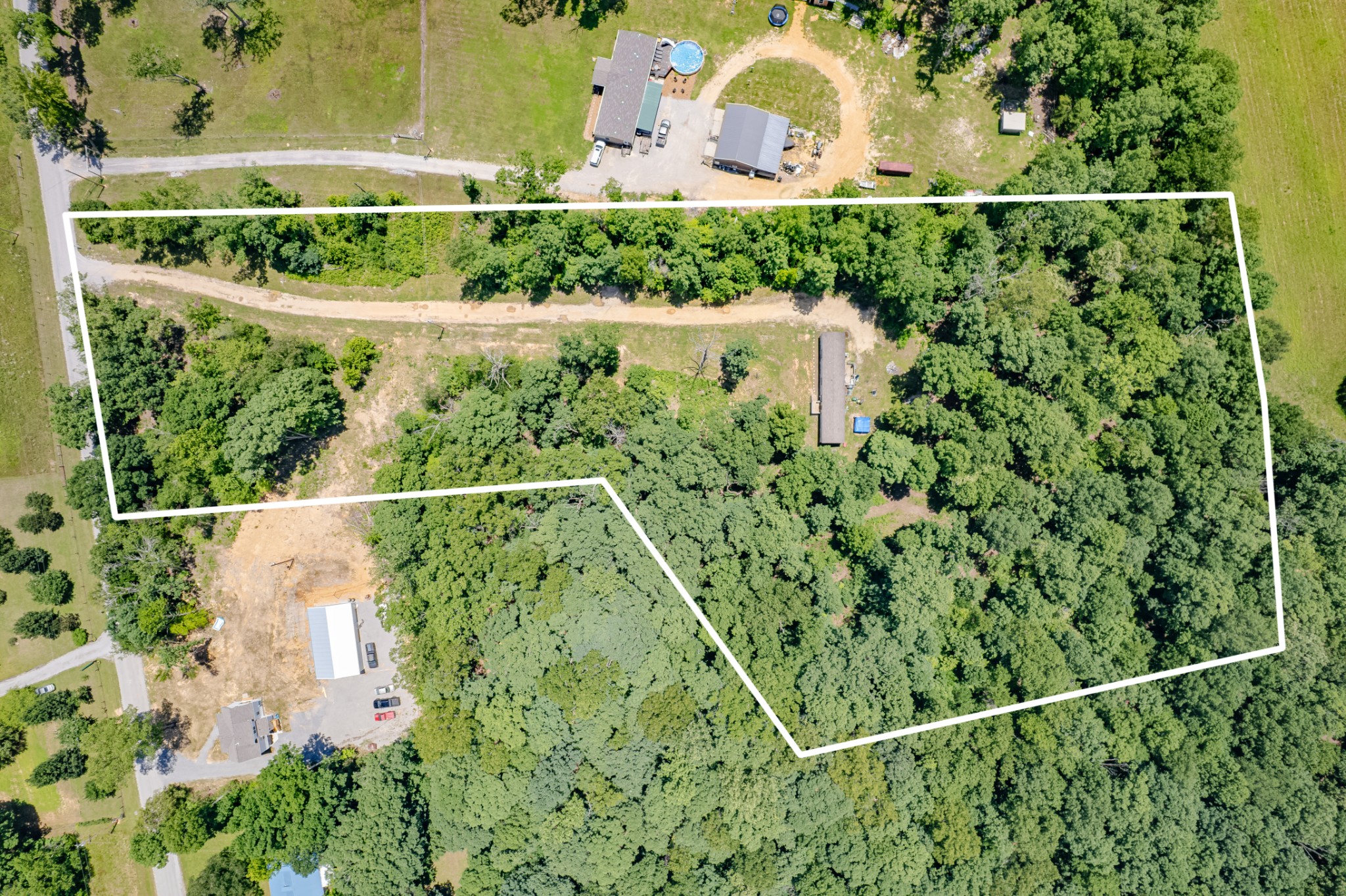 6126 Calvin Potts Rd, Primm Springs, TN 38476