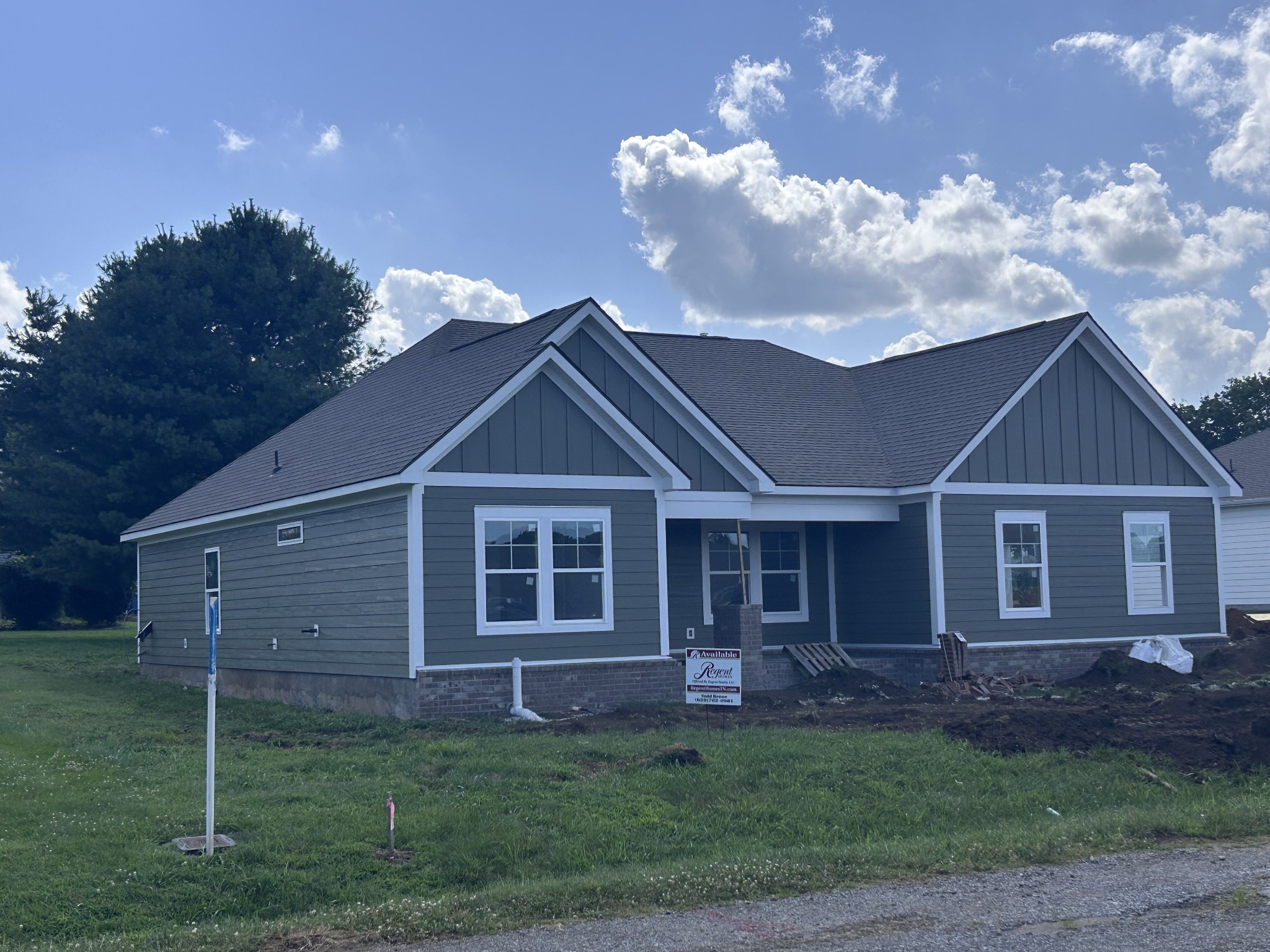 628 Brookside Dr, Mount Pleasant, TN 38474