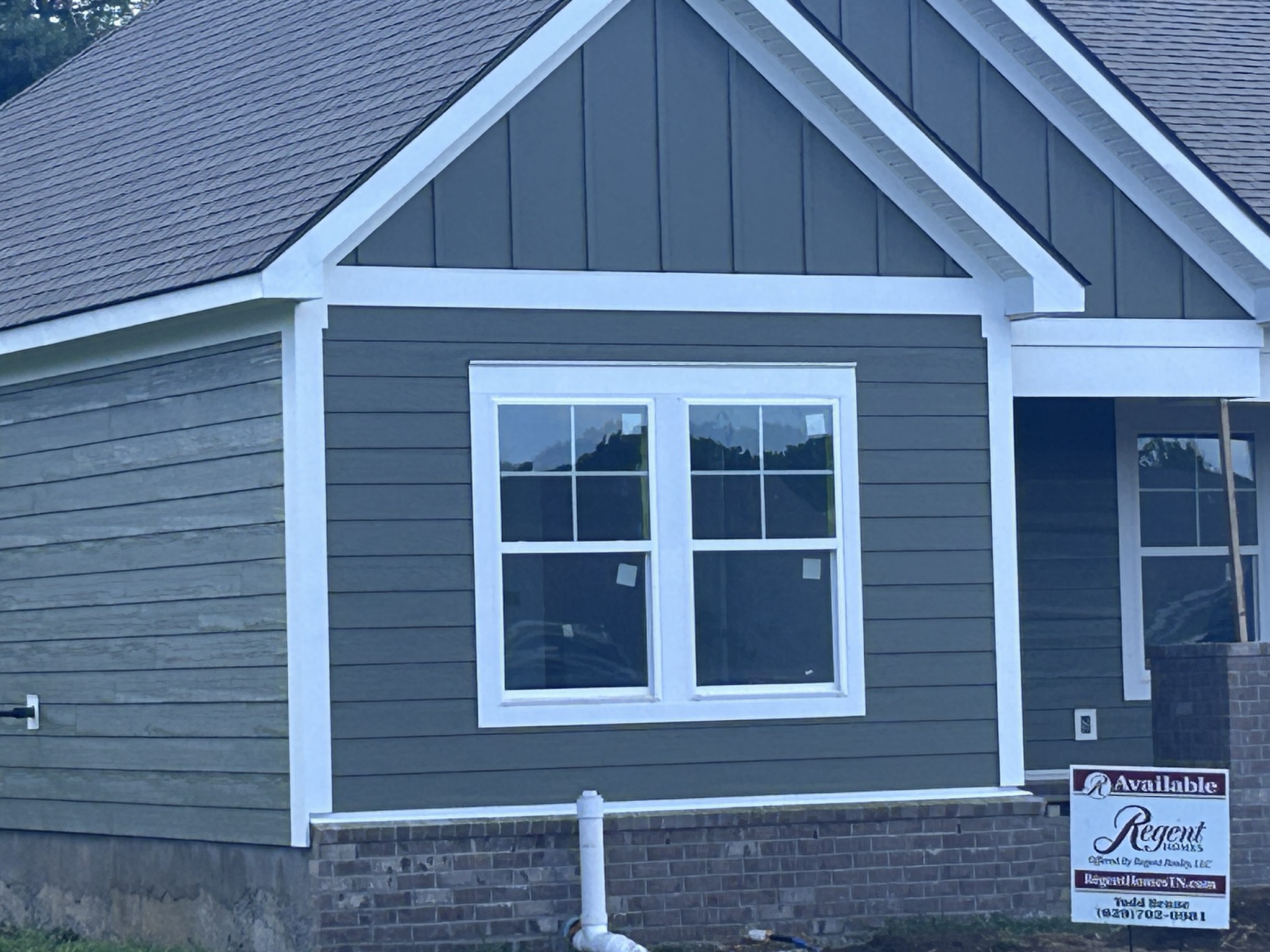 628 Brookside Dr, Mount Pleasant, TN 38474