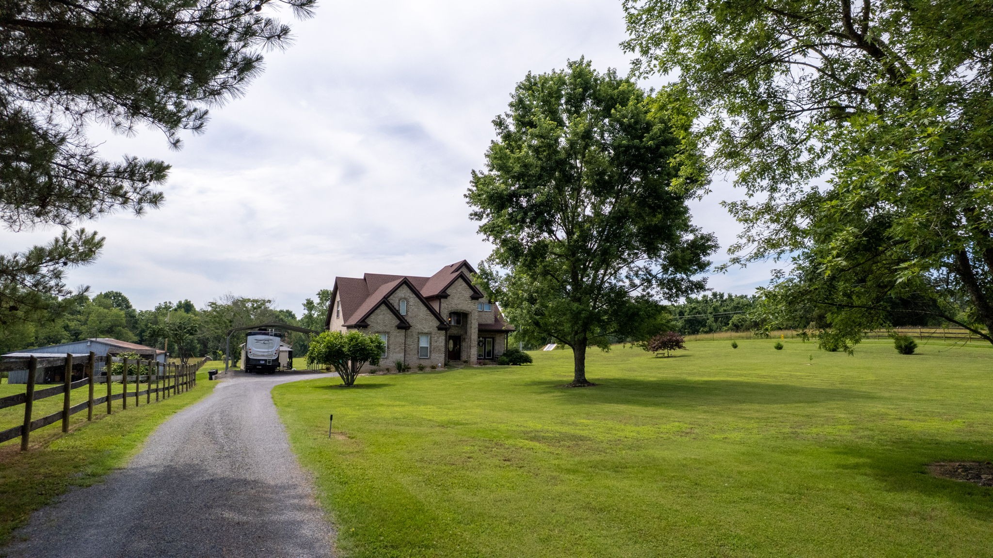 3128 31e Hwy, Bethpage, TN 37022