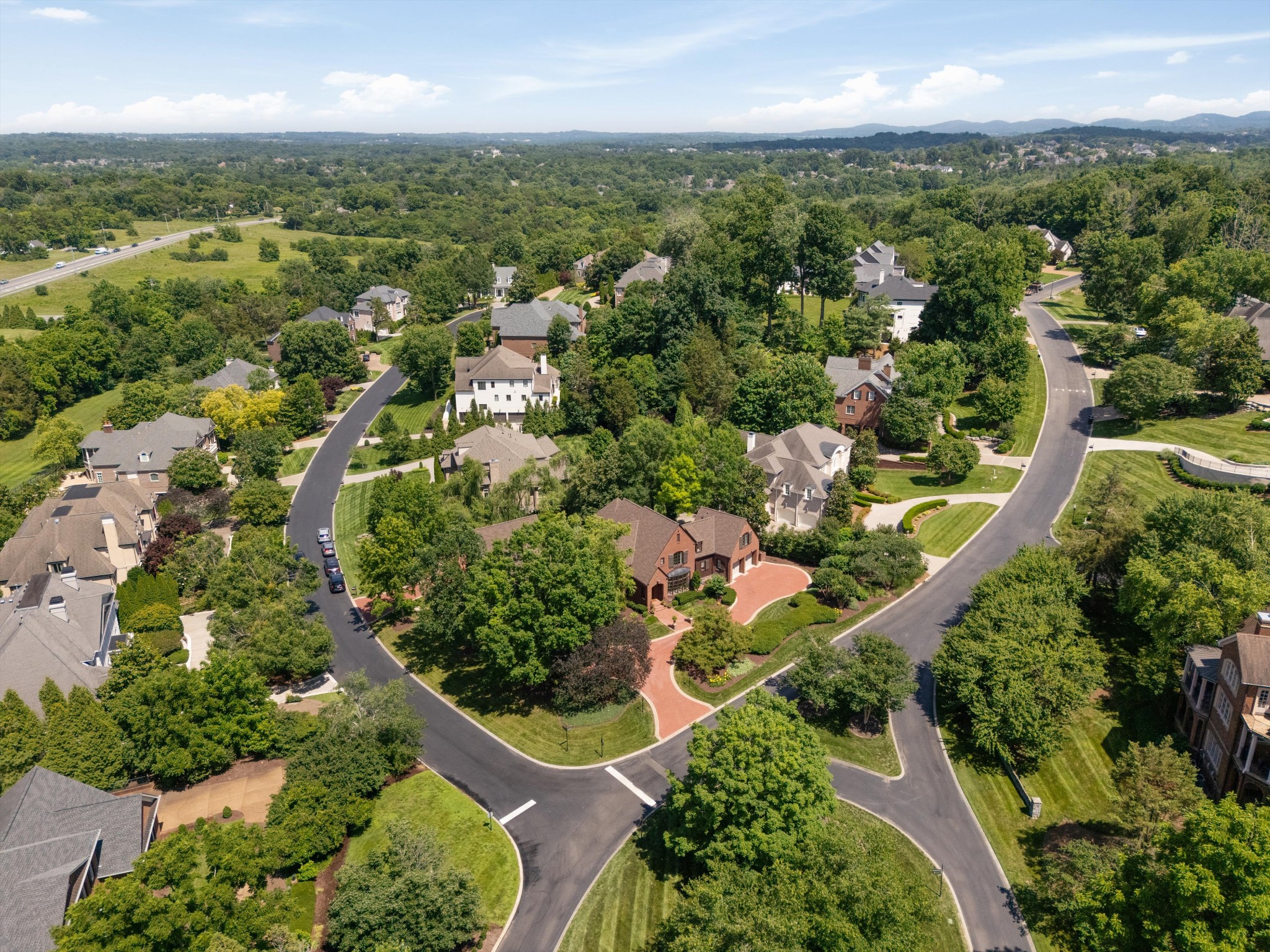 1 Crooked Stick Ln, Brentwood, TN 37027