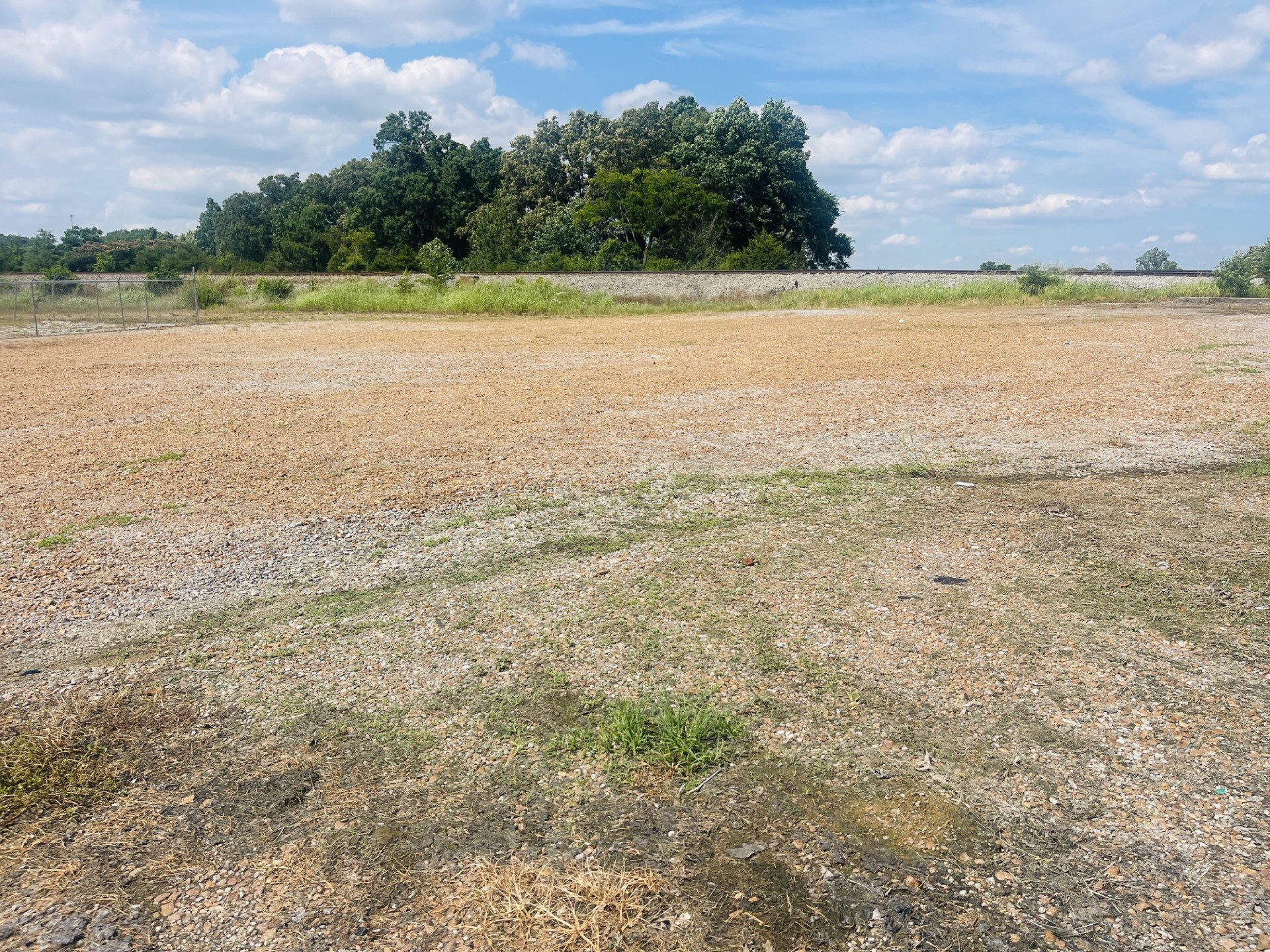 3988 Memorial Blvd, Springfield, TN 37172