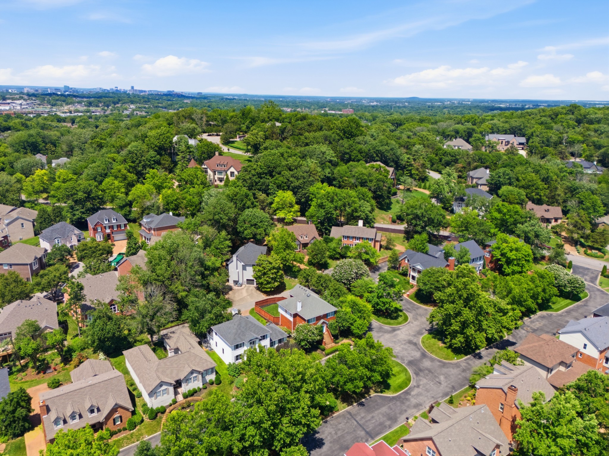 72 Ravenwood Hills Cir, Nashville, TN 37215