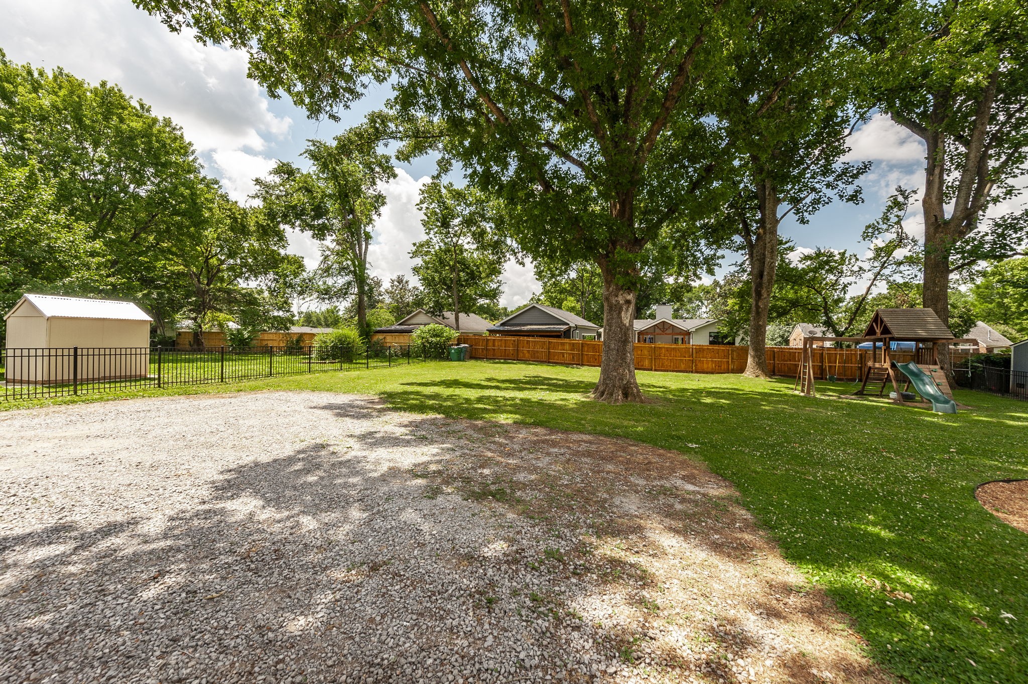 501 Brentlawn Dr, Nashville, TN 37220