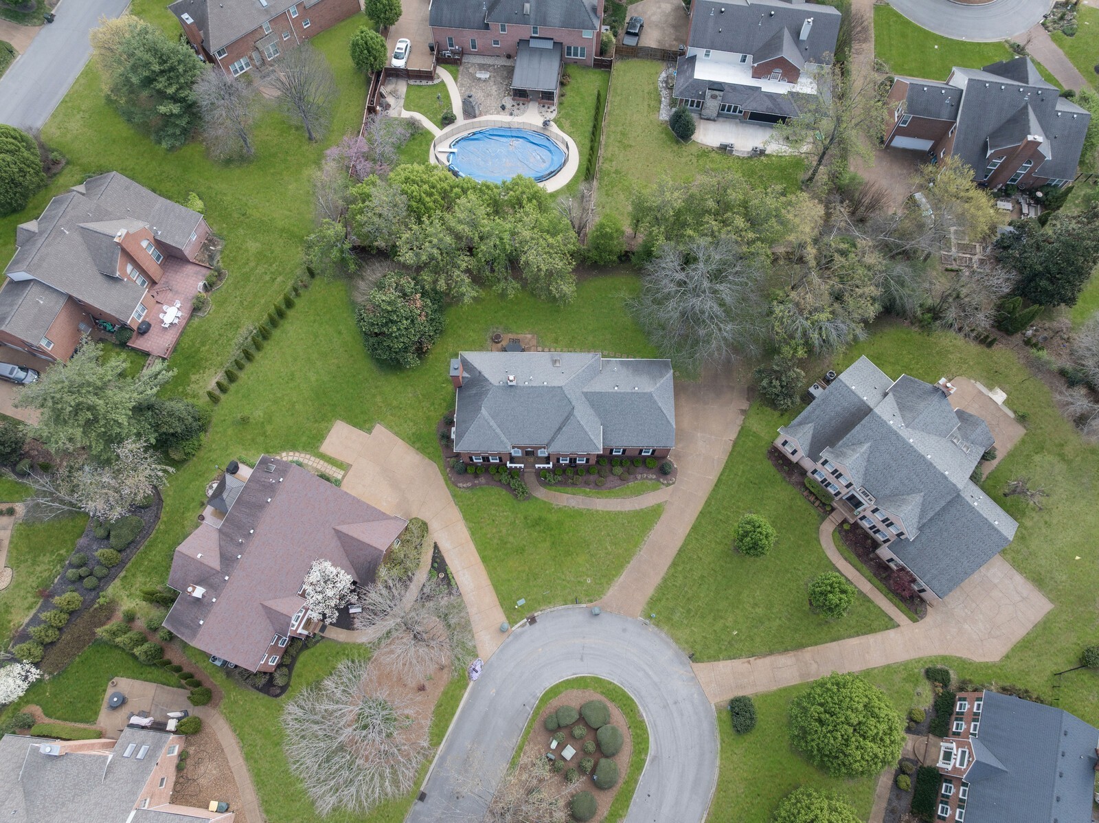 1813 Clinch Pl, Old Hickory, TN 37138