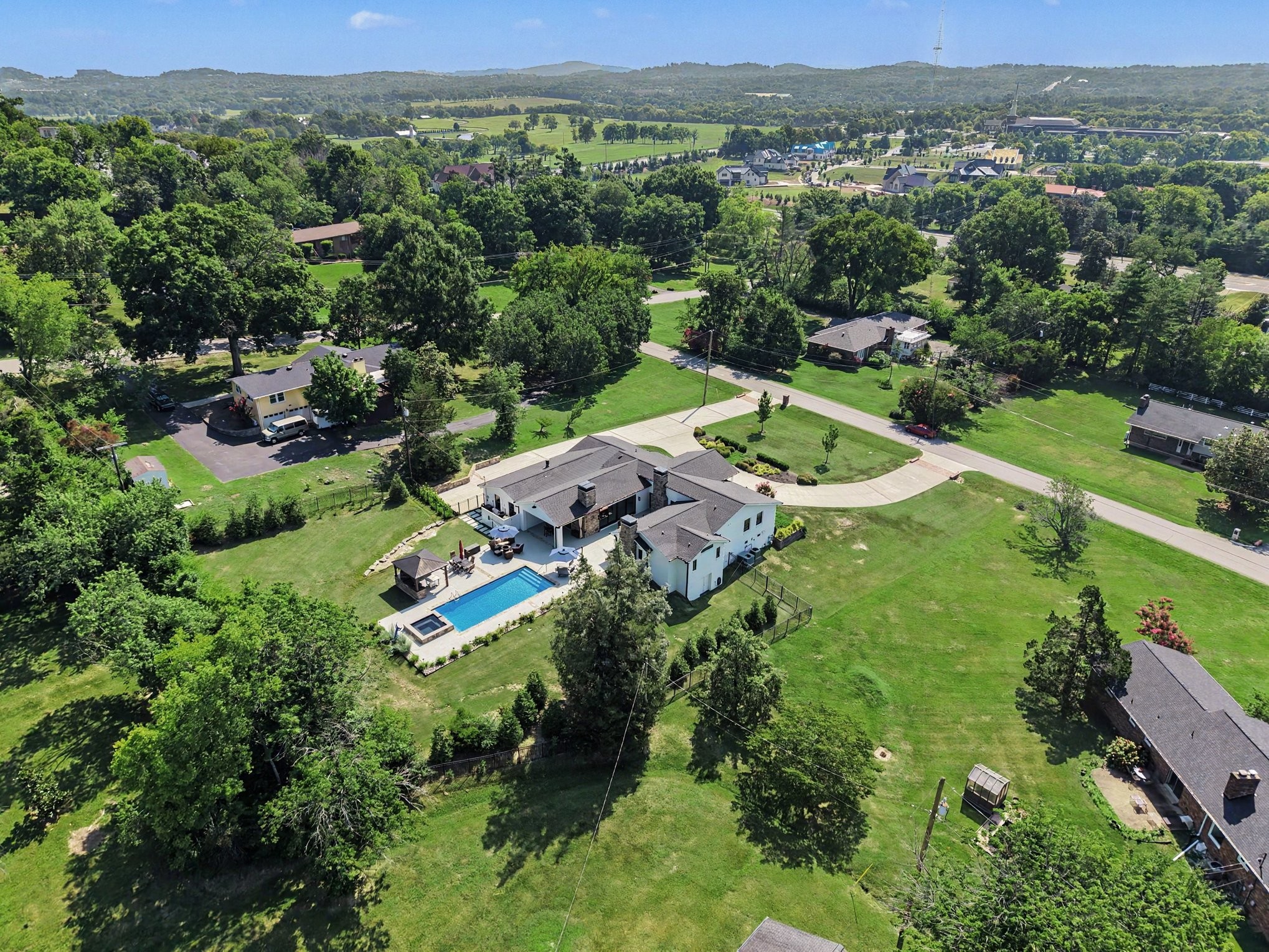 5008 Ashby Dr, Brentwood, TN 37027