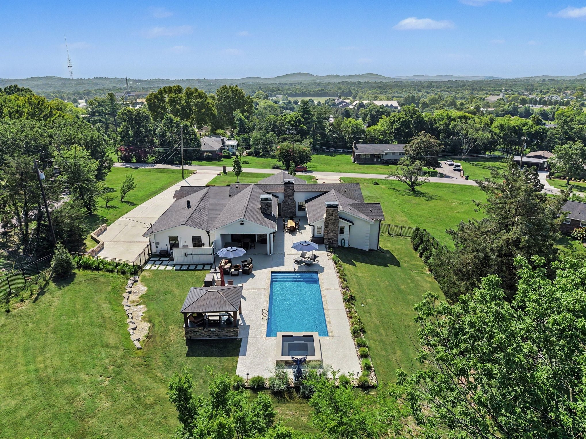 5008 Ashby Dr, Brentwood, TN 37027