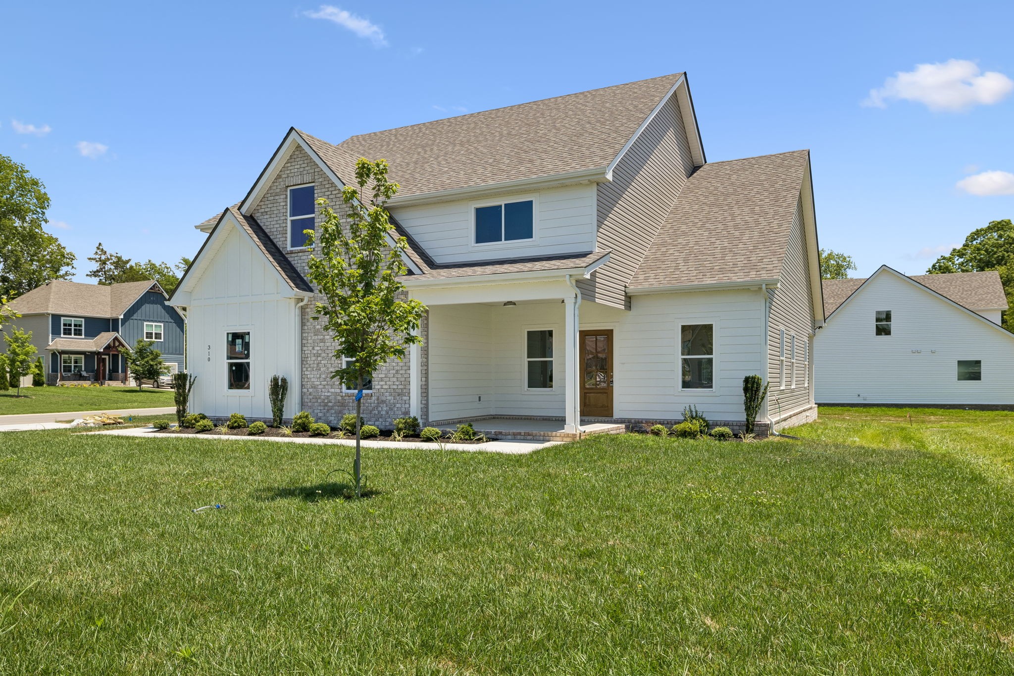 310 Buckadee Rd, La Vergne, TN 37086