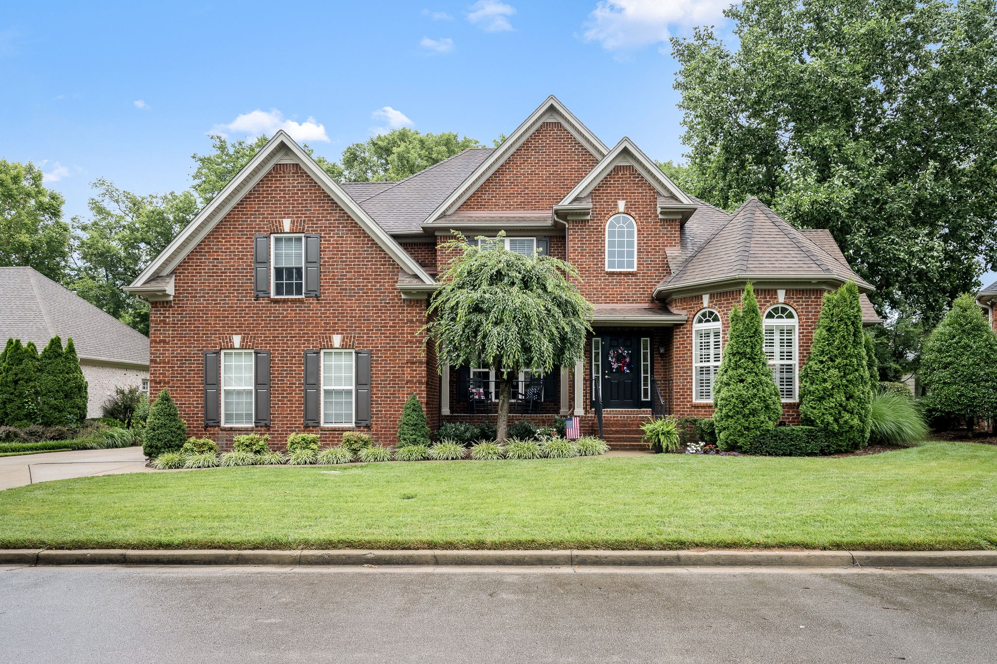 2247 Haddington Cir, Murfreesboro, TN 37130