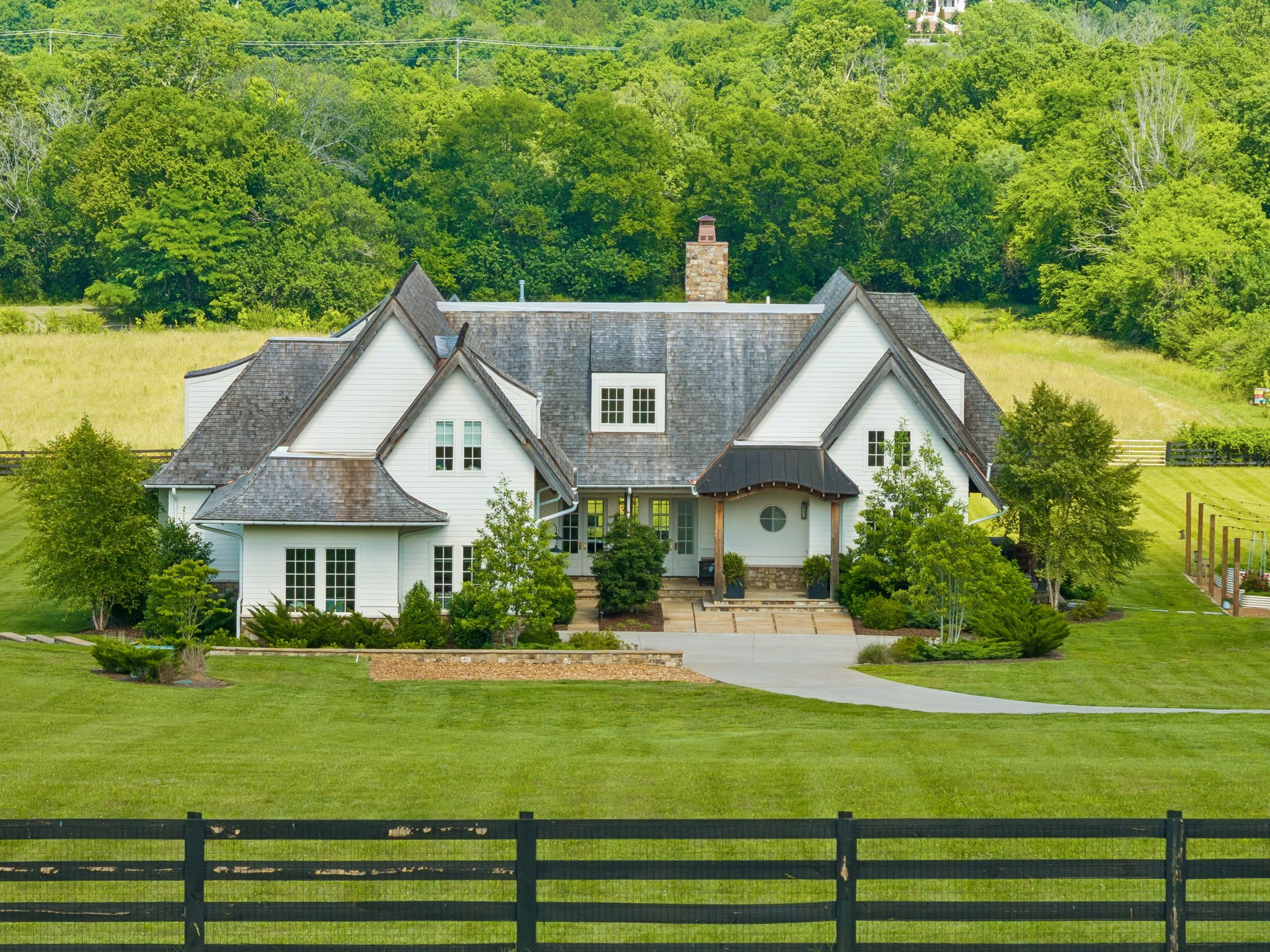 3580 Gray Ln, Thompsons Station, TN 37179