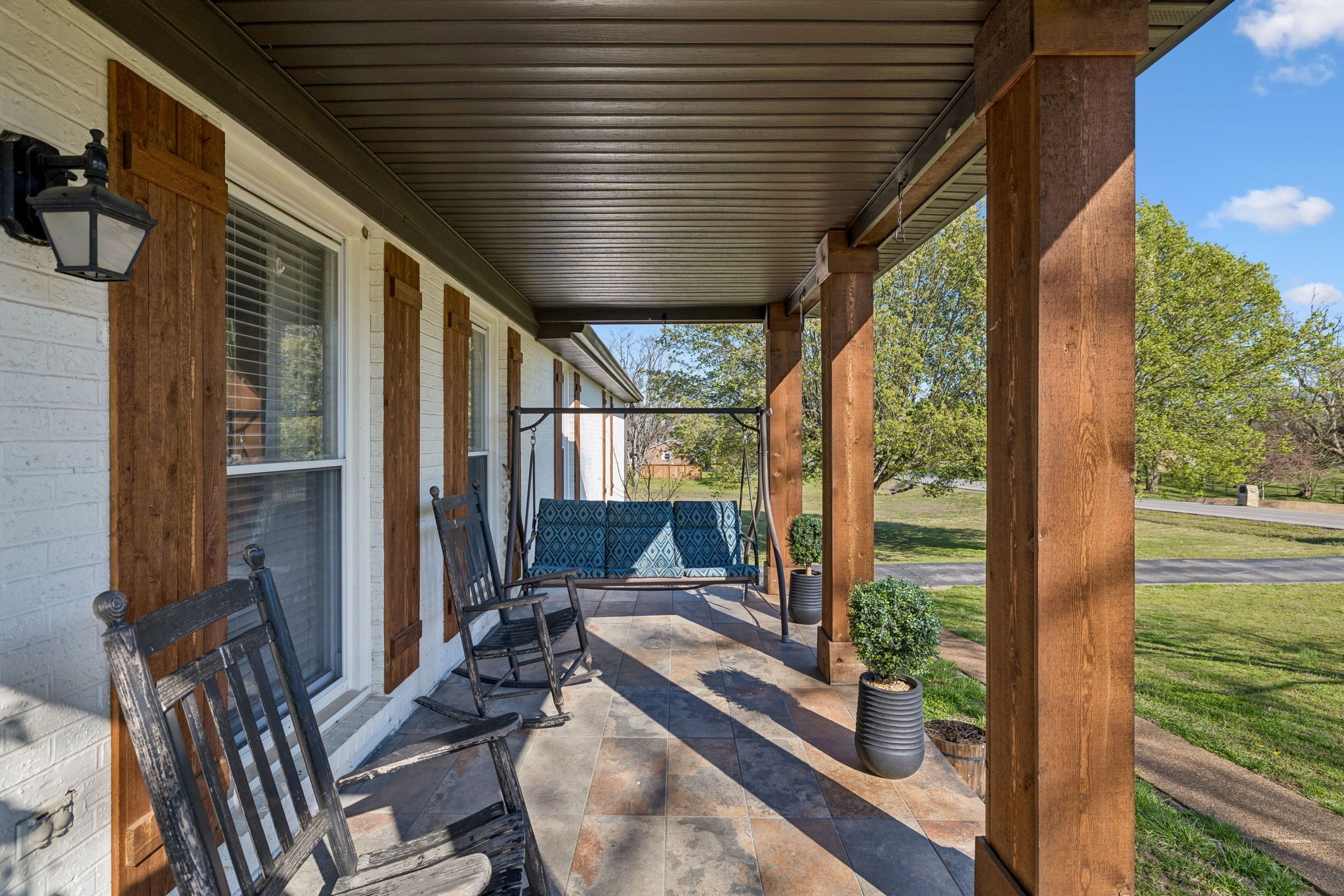 1707 Cook Dr, Lebanon, TN 37087