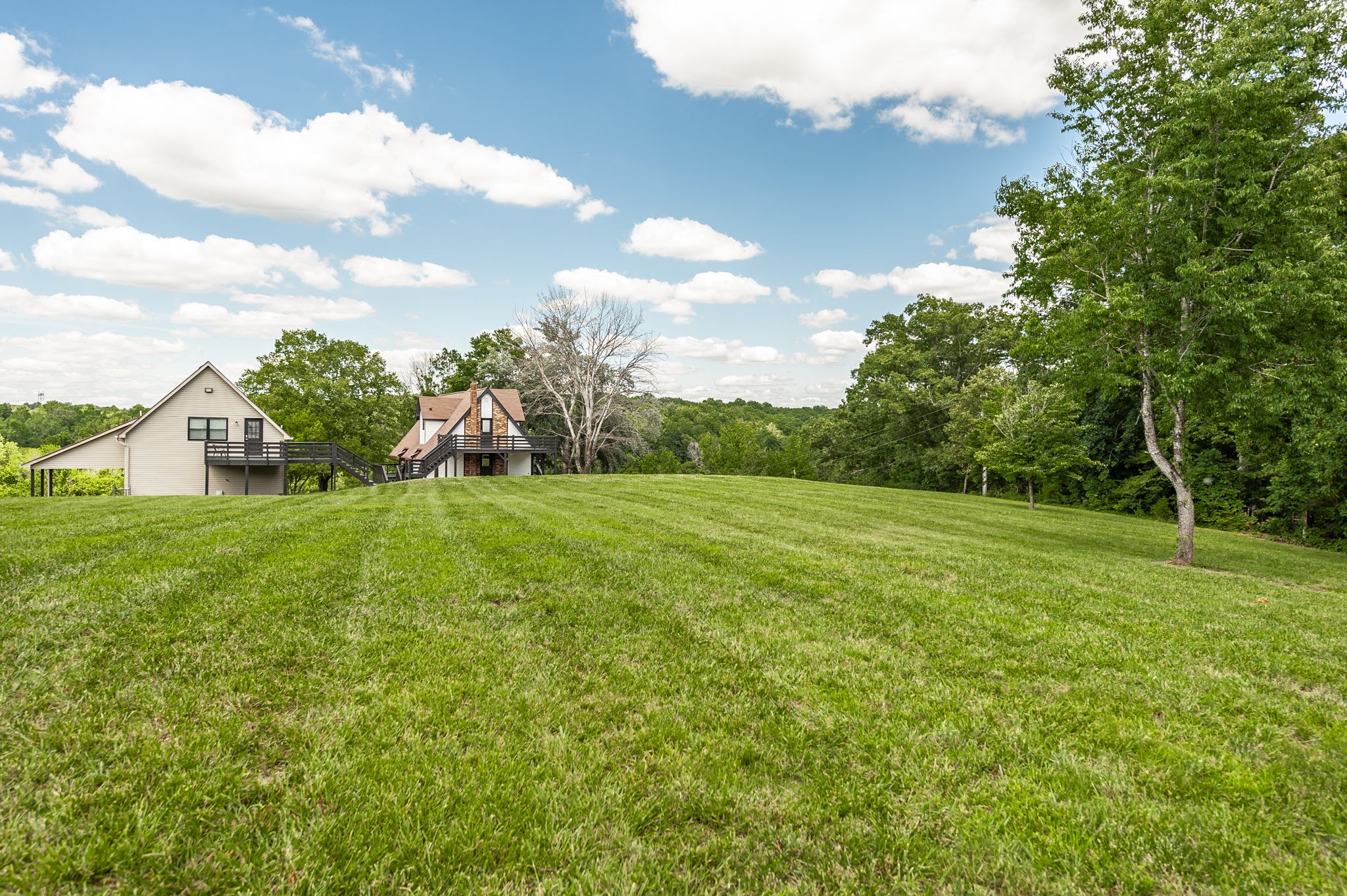 6040 New Cut Rd, Greenbrier, TN 37073