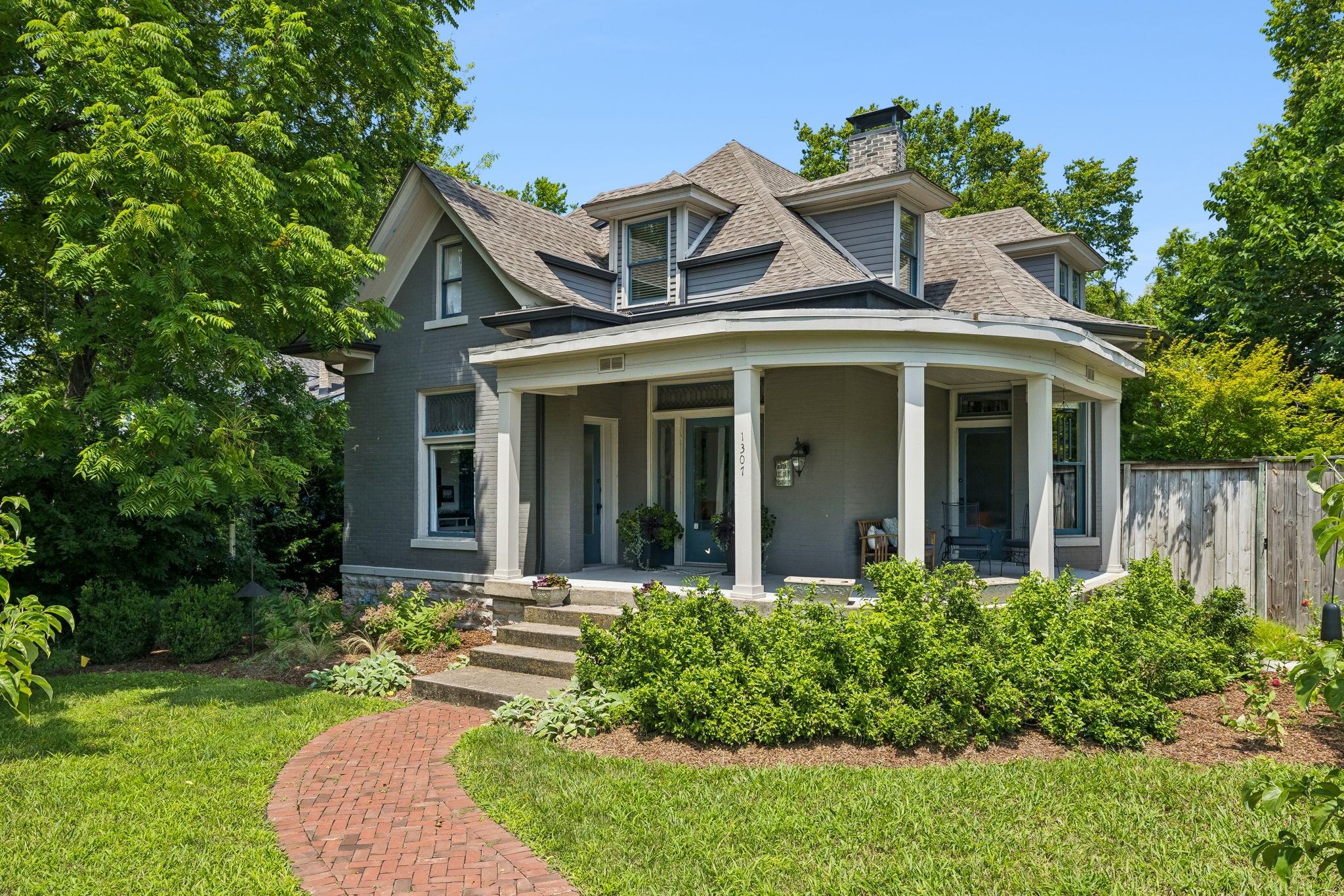 1307 Eastland Ave, Nashville, TN 37206