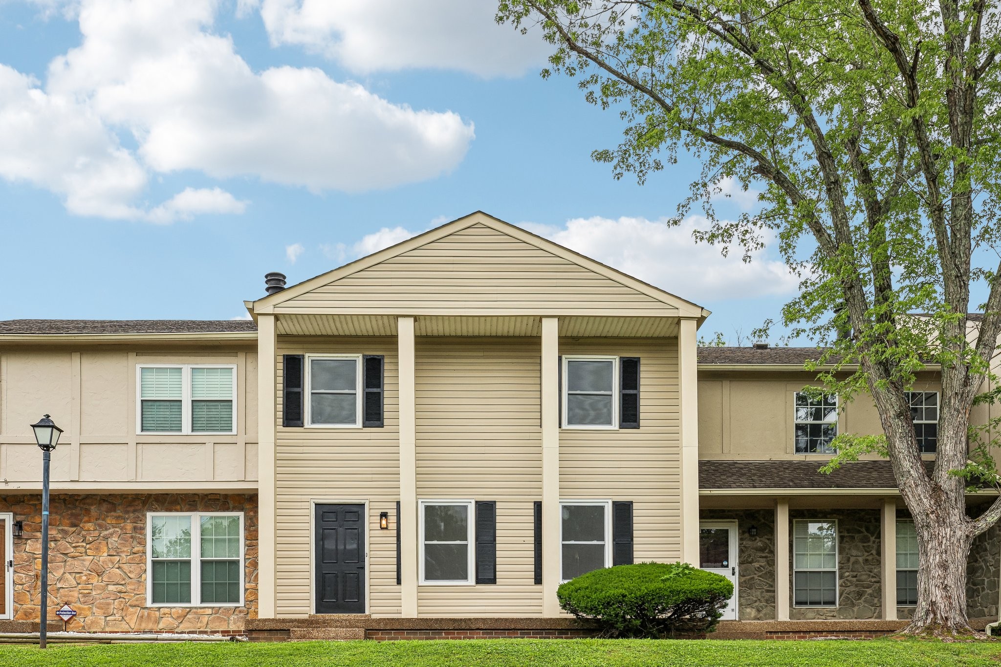 3880 Priest Lake Dr #54, Nashville, TN 37217