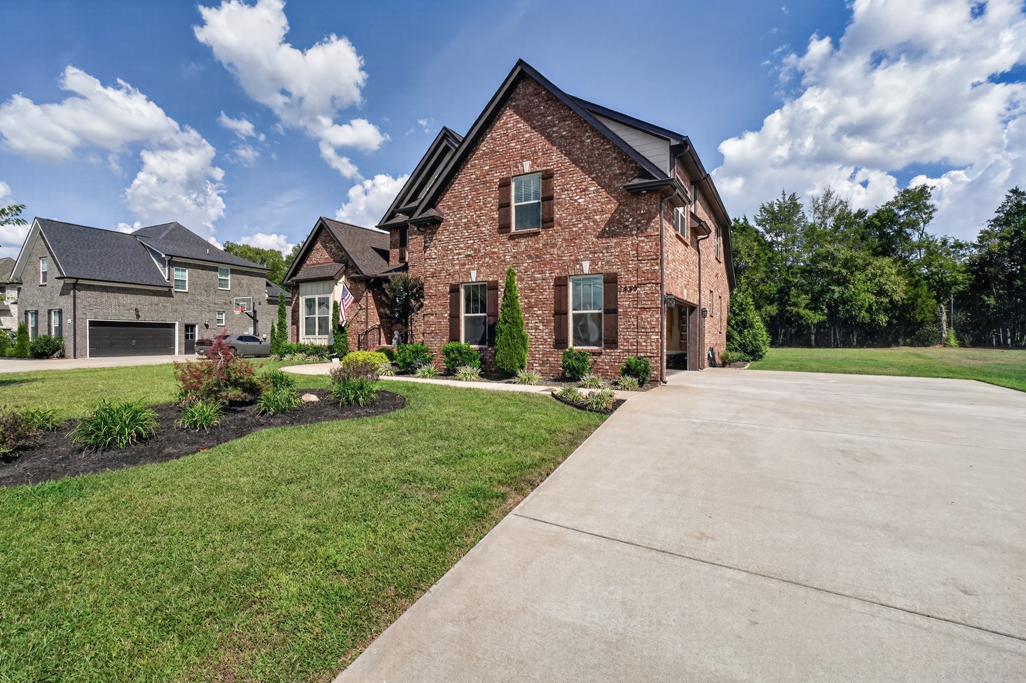 1439 Ansley Kay Dr, Christiana, TN 37037
