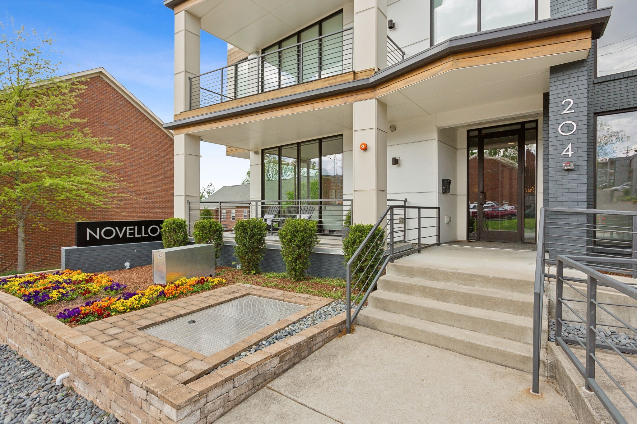 204 Acklen Park Dr #101, Nashville, TN 37203