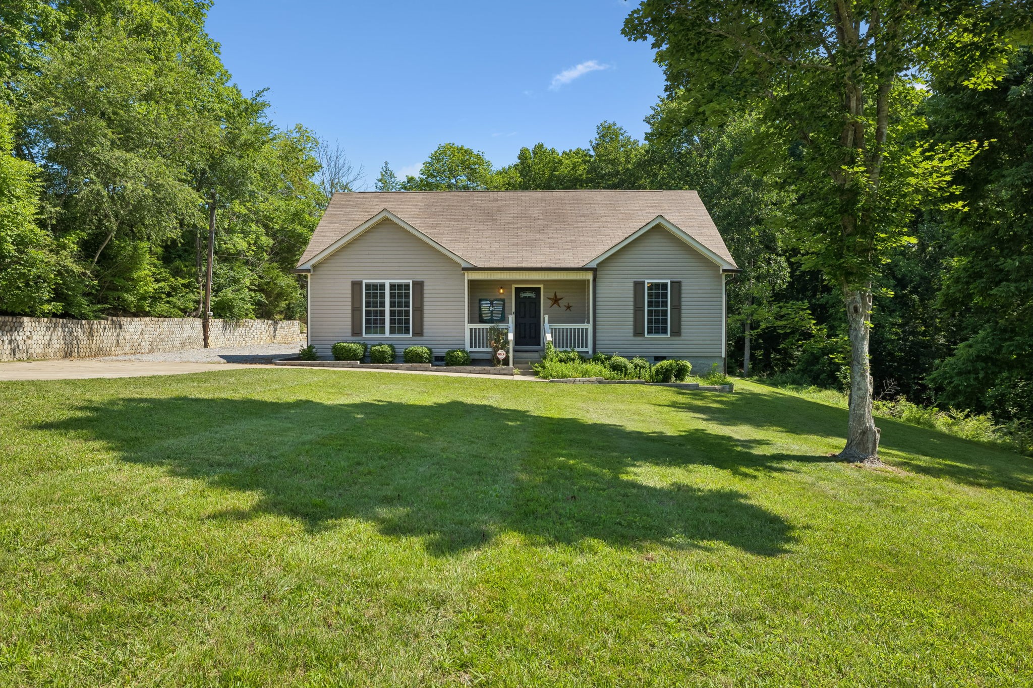 1179 Abernathy Rd, Ashland City, TN 37015